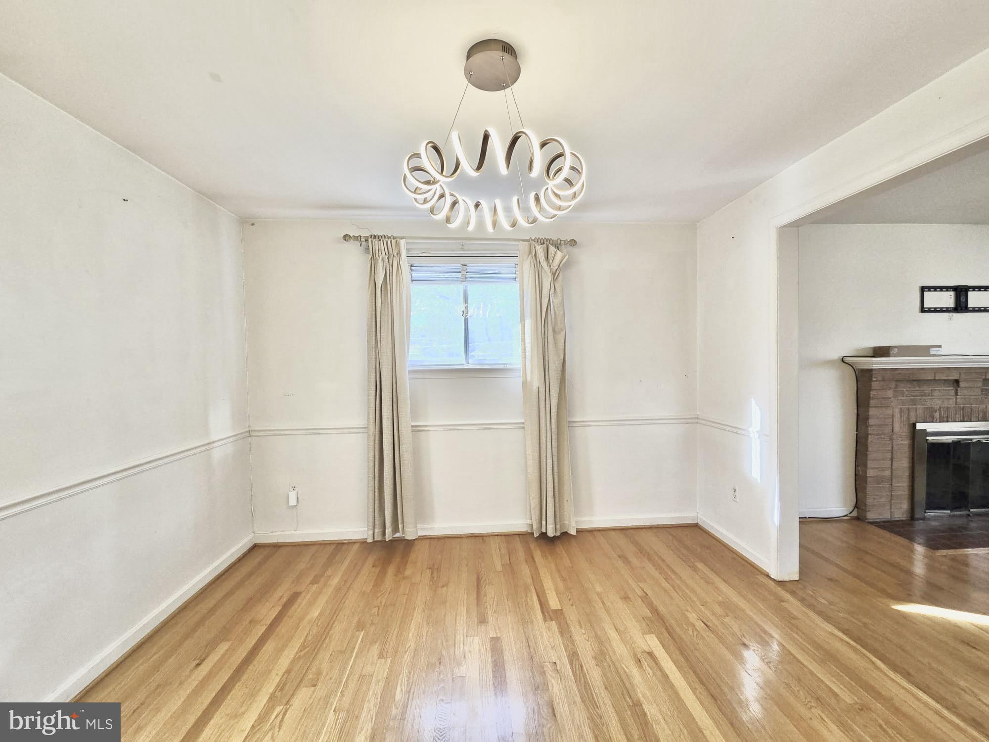 SUMMIT HALL - Residential