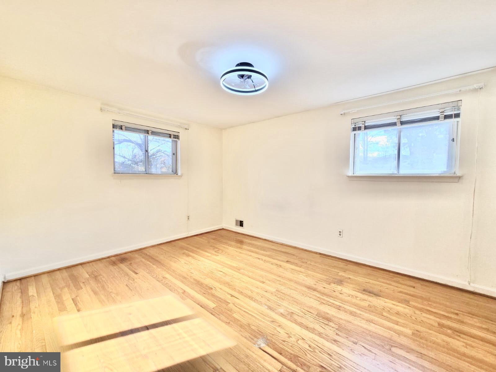 SUMMIT HALL - Residential