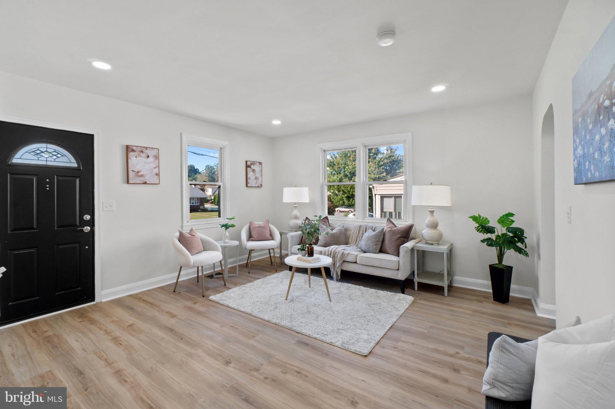 405 DELMAR AVENUE
