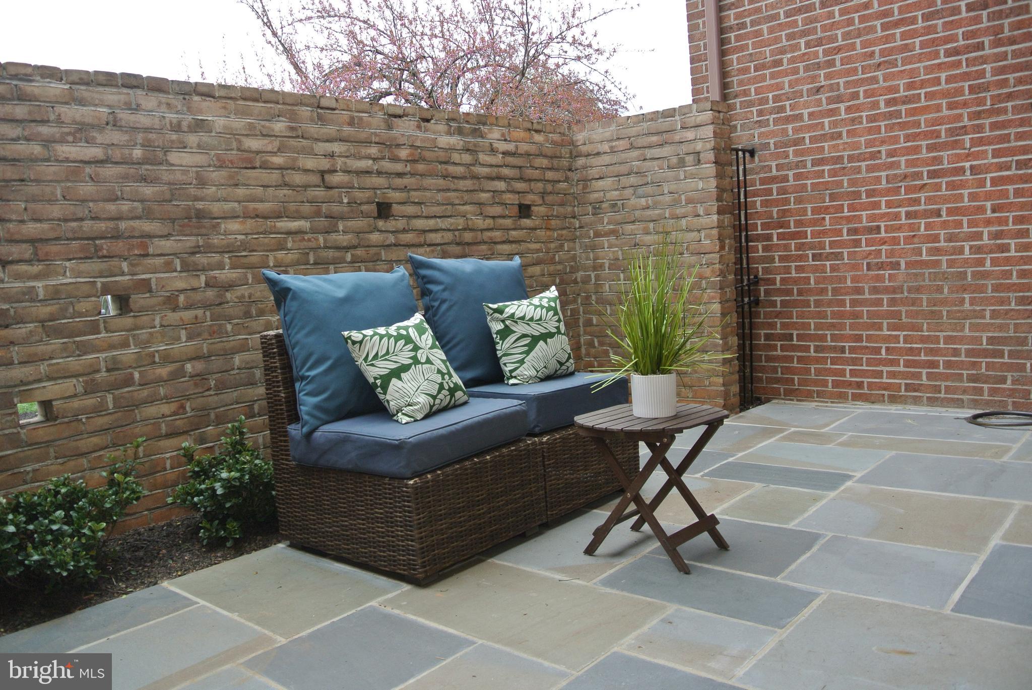 VALLEYWOOD AT FIVE FARMS - Residential Lease