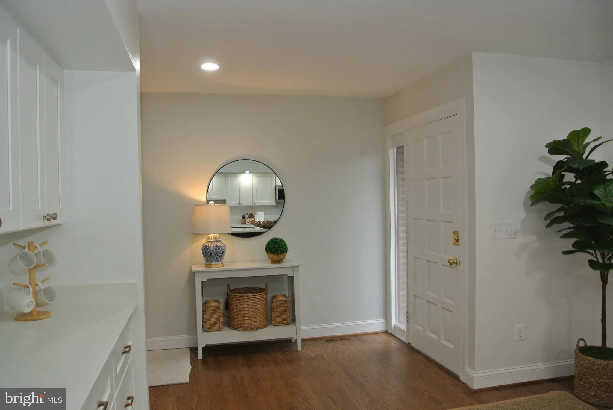 Lutherville Timonium, Maryland 21093, United States, 3 Bedrooms Bedrooms, ,4 BathroomsBathrooms,Residential,Coming Soon,94915