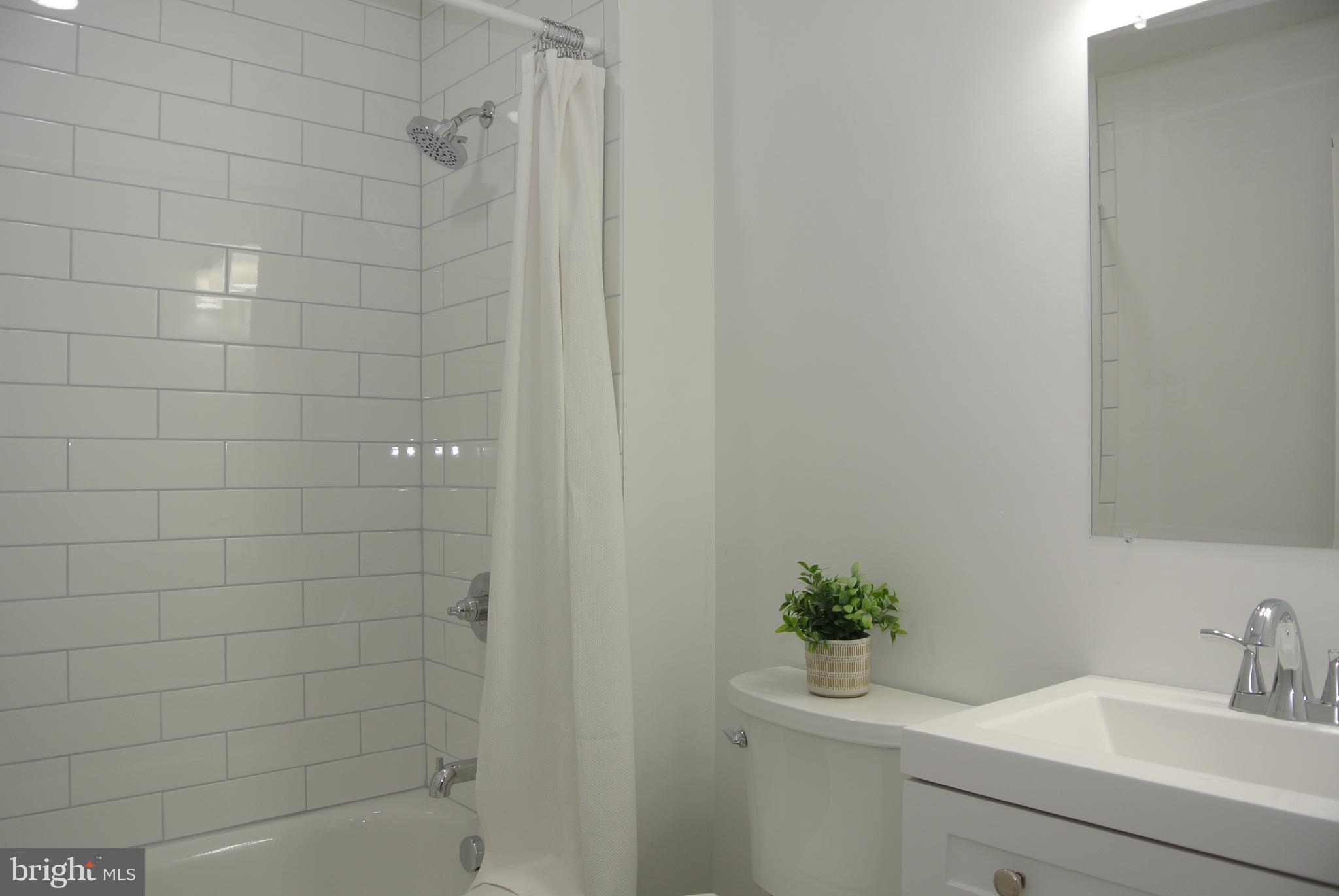 VALLEYWOOD AT FIVE FARMS - Residential Lease