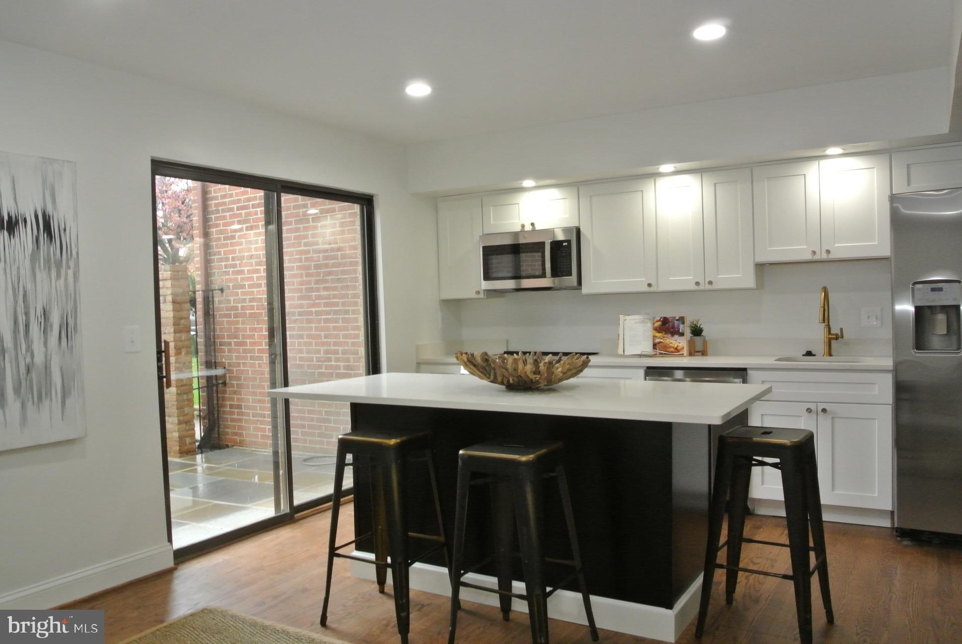 VALLEYWOOD AT FIVE FARMS - Residential Lease