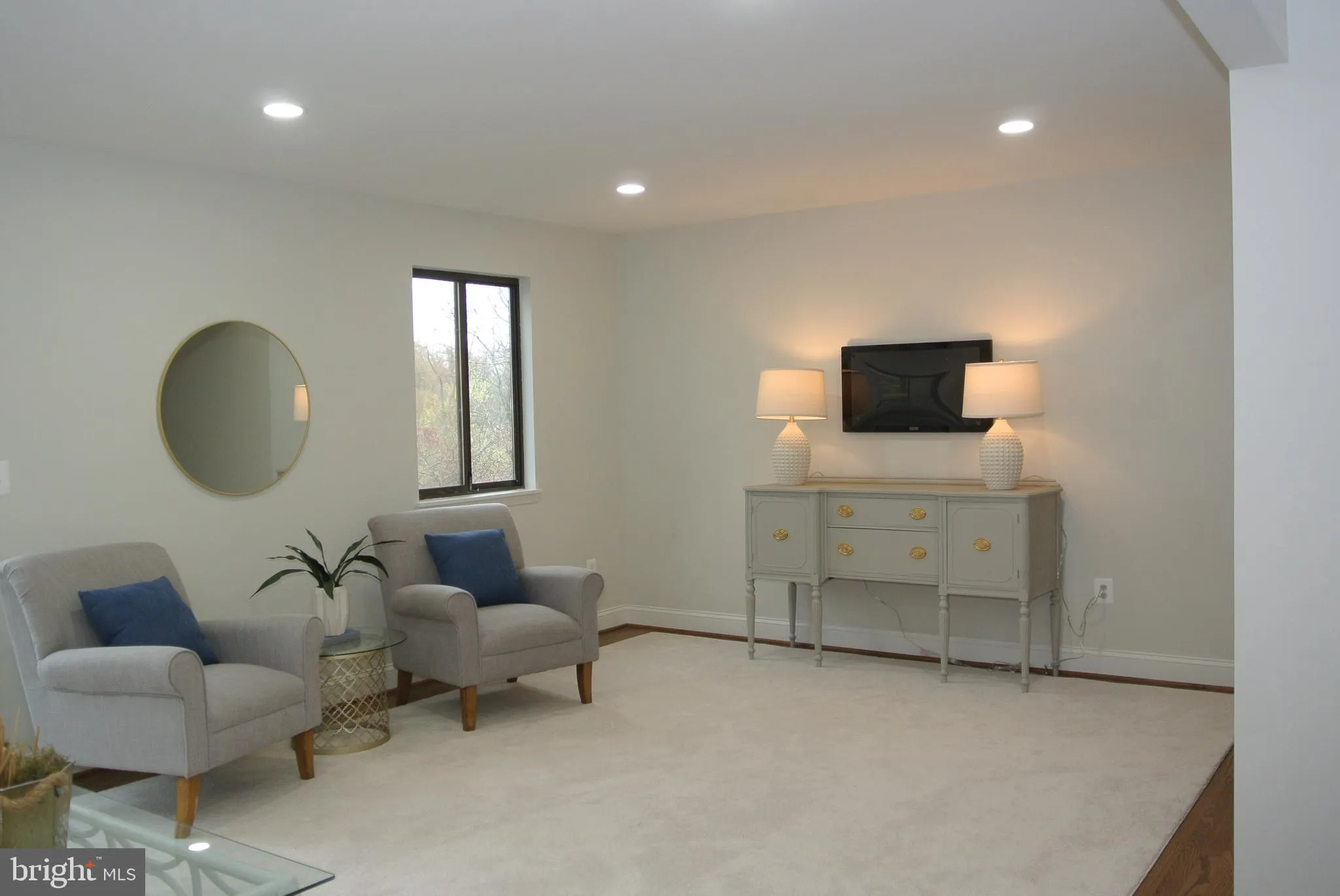 Lutherville Timonium, Maryland 21093, United States, 3 Bedrooms Bedrooms, ,4 BathroomsBathrooms,Residential,Coming Soon,94915