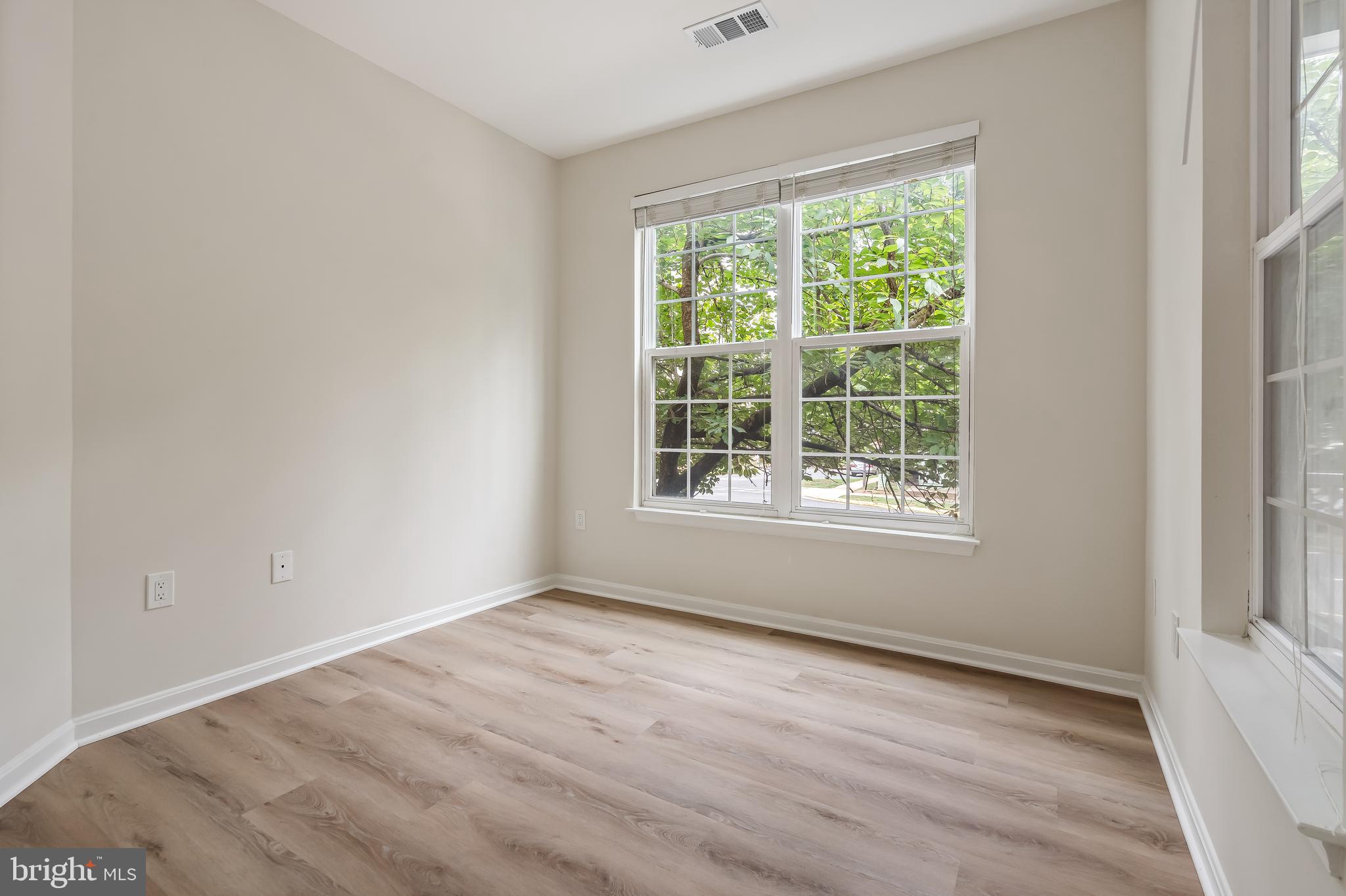 WESTBRIAR - Residential