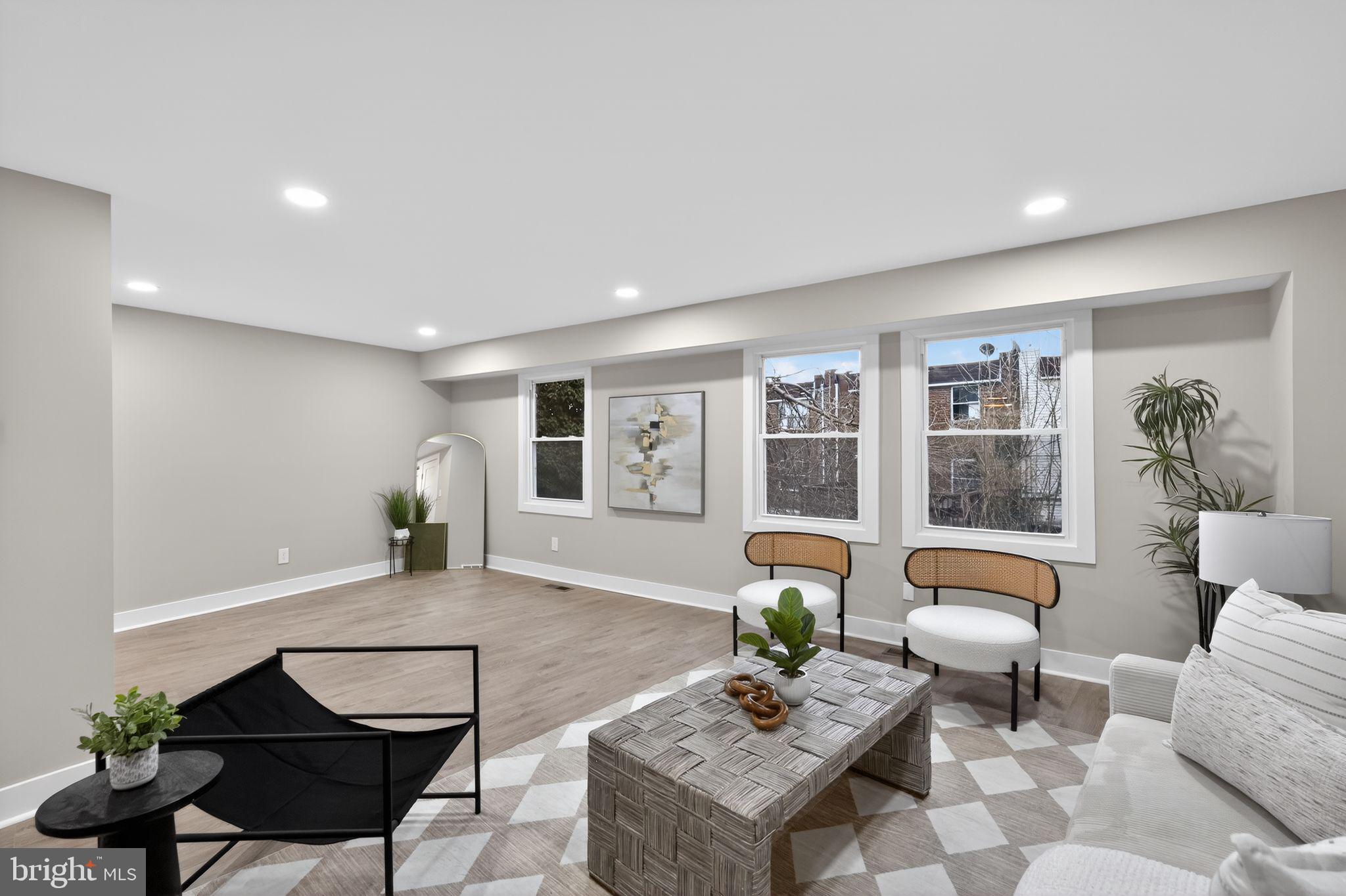 MILL CREEK - Residential