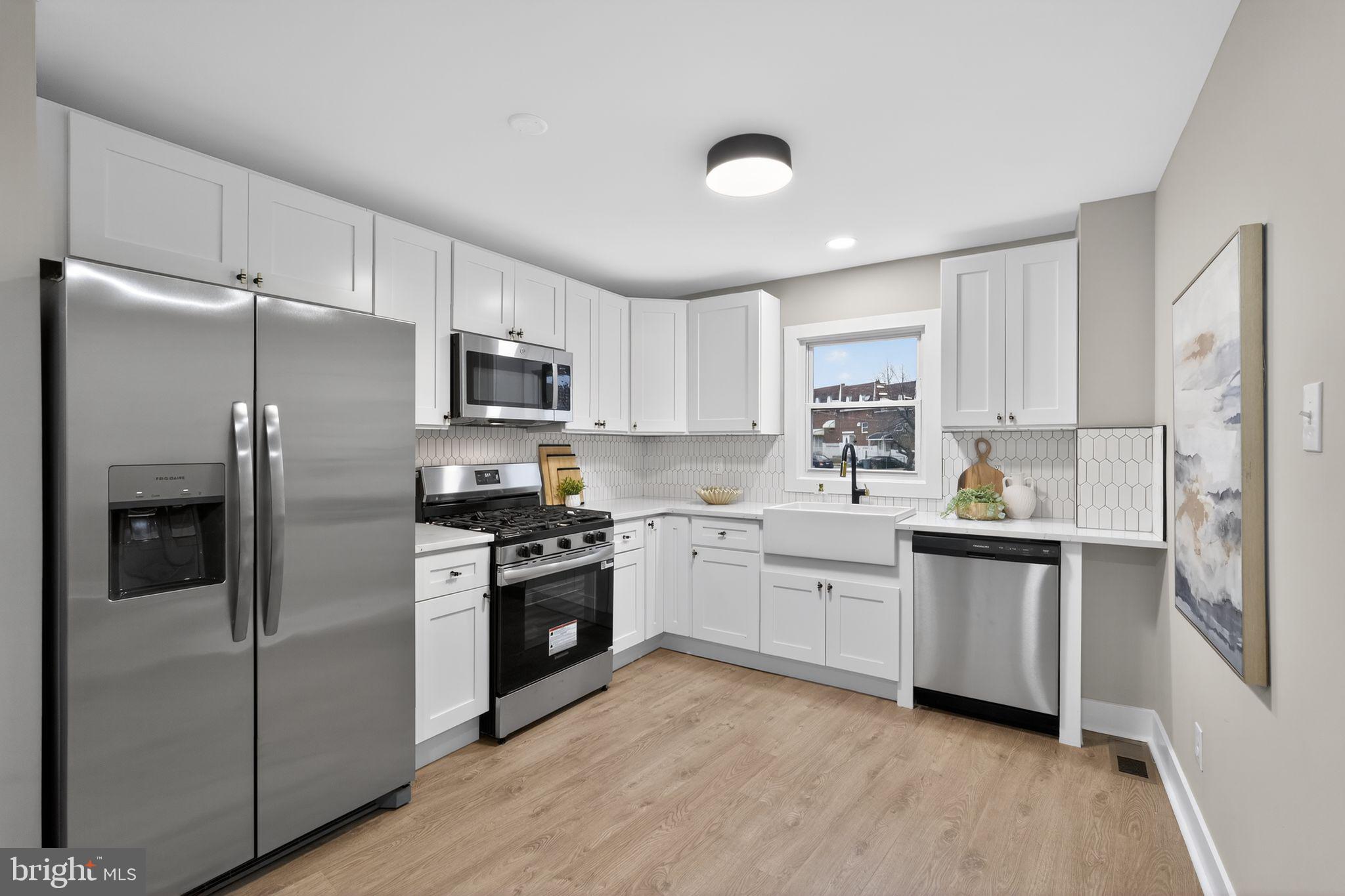 MILL CREEK - Residential