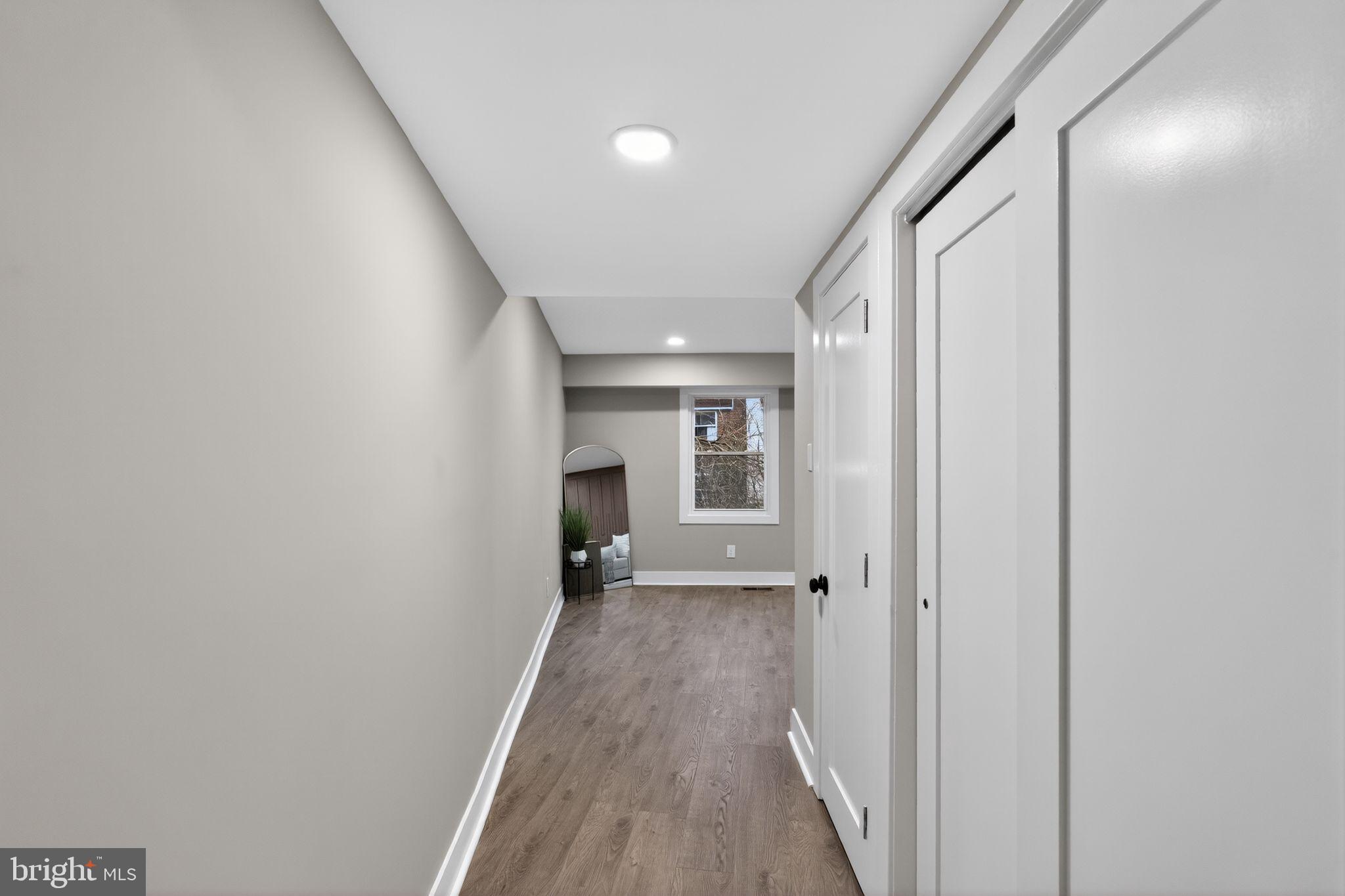 MILL CREEK - Residential