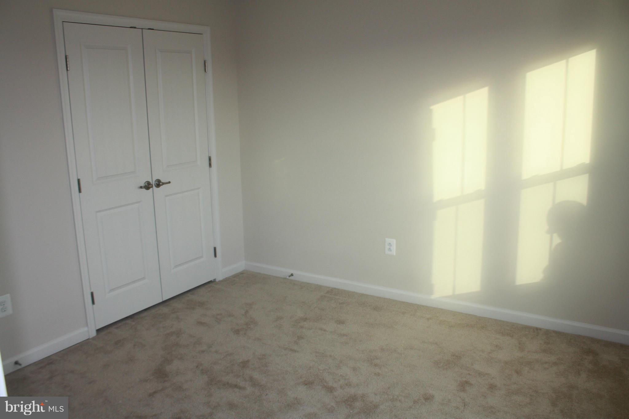 AUTUMN HILLS - Residential Lease