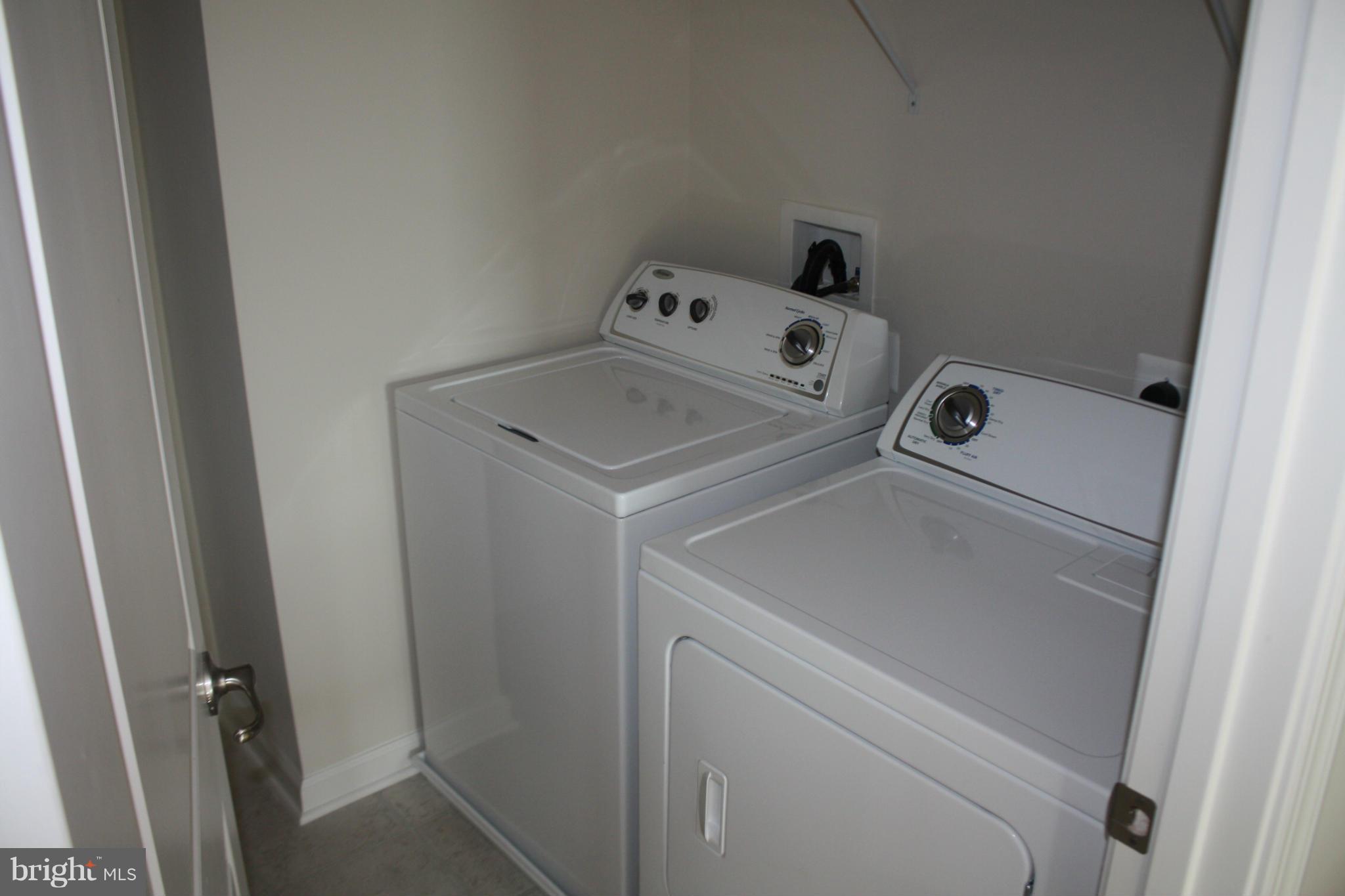 AUTUMN HILLS - Residential Lease