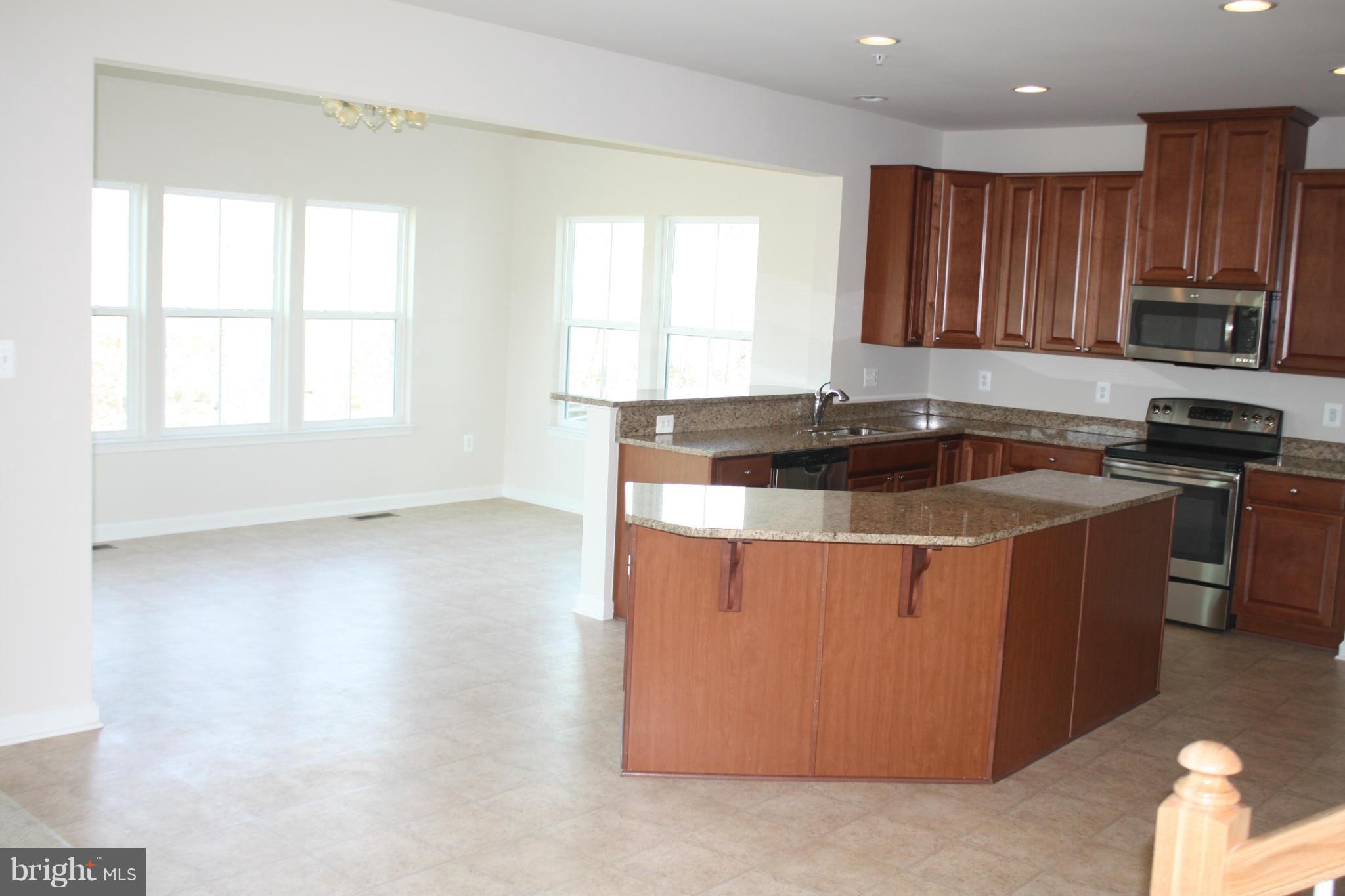 AUTUMN HILLS - Residential Lease