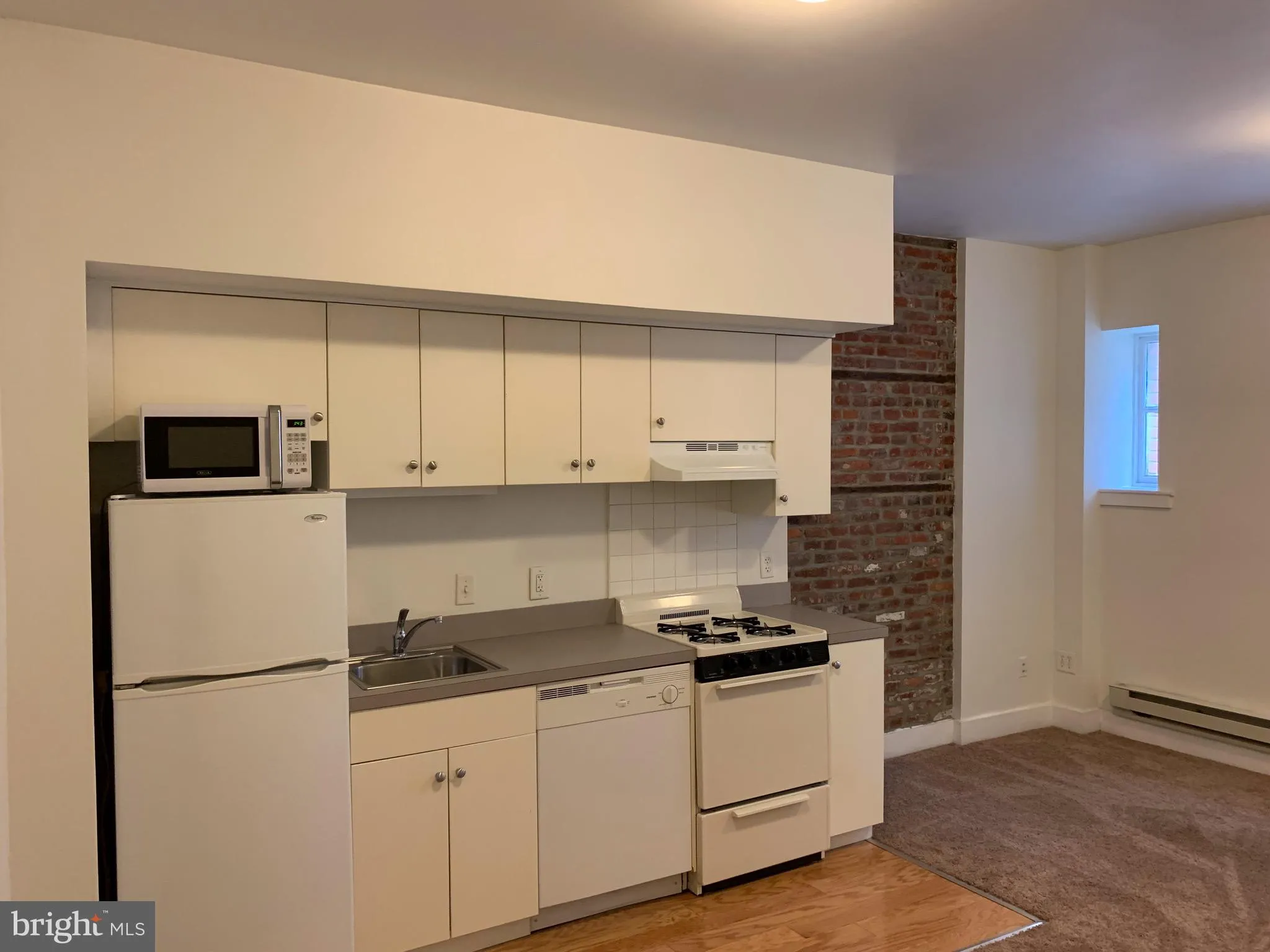 Additional image 11 of 330 S Juniper Street Unit 2D, Philadelphia, PA 19107
