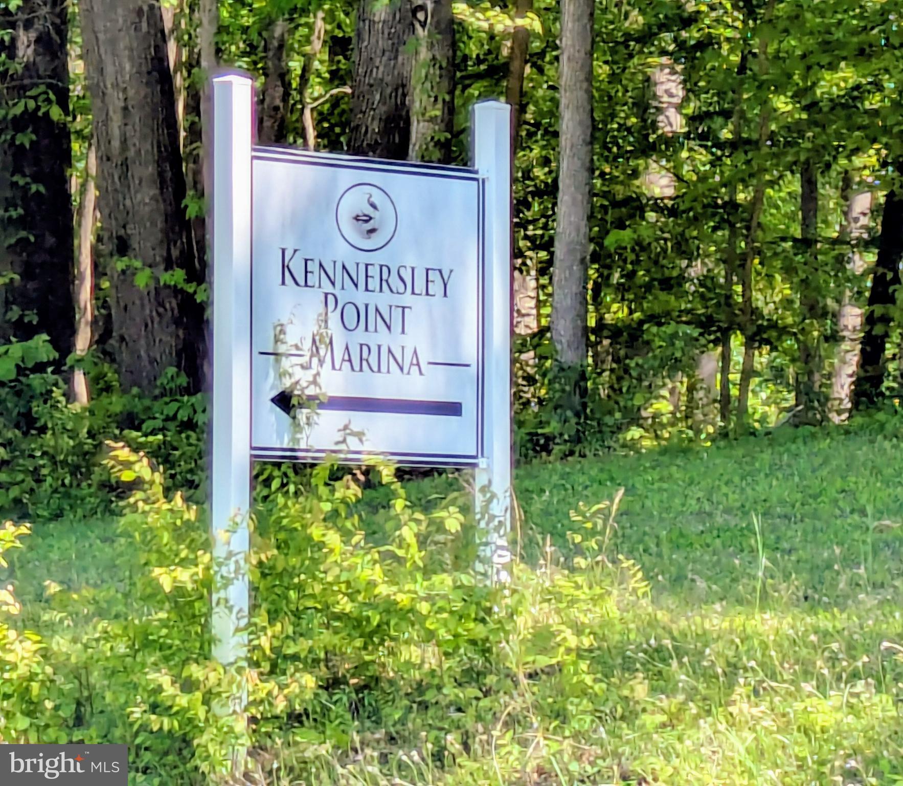EAGLE MANOR - Land