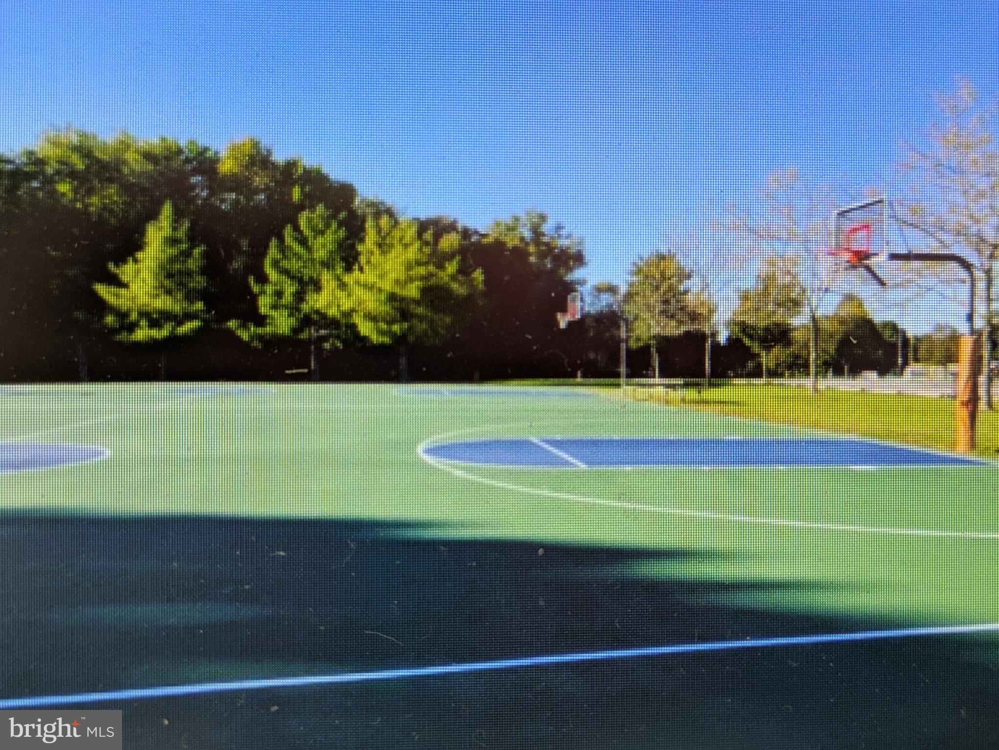EAGLE MANOR - Land