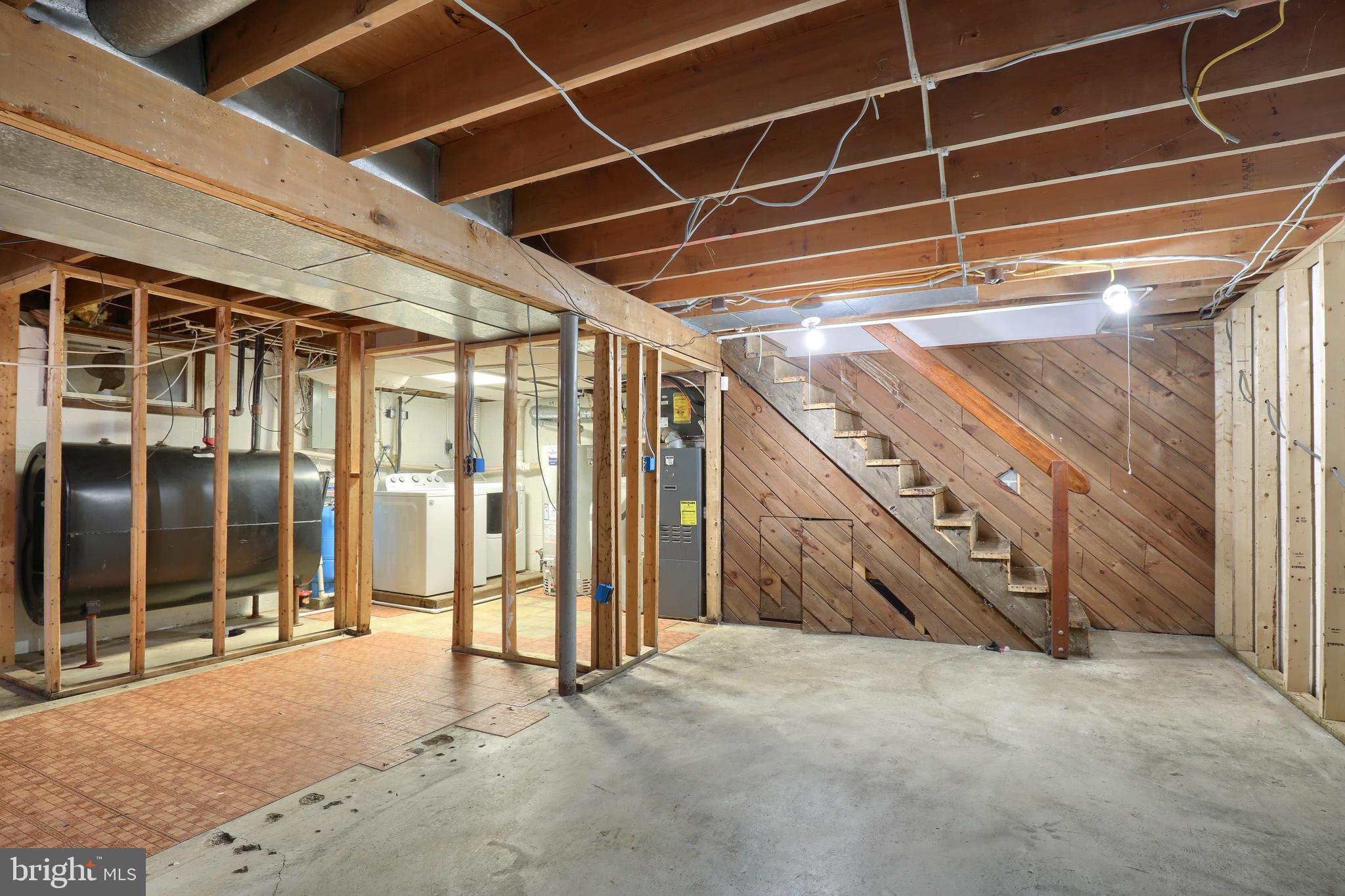 MANHEIM CENTRAL - Residential