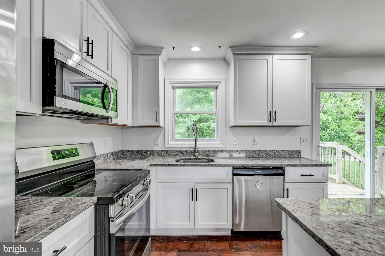 HICKORY RIDGE FARM - Residential