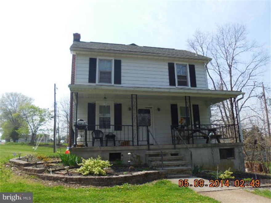 3-5 bedroom single on over an acre in Schuylkill Valley Schools for under $150,000 - WOW! This older home has a newer addition and has many newer windows, updated electric and baths, 1st floor laundry, 2 car garage & much more! Enjoy your privacy while being within walking distance to playground. Quick possession is available. 100% financing is available for this home.