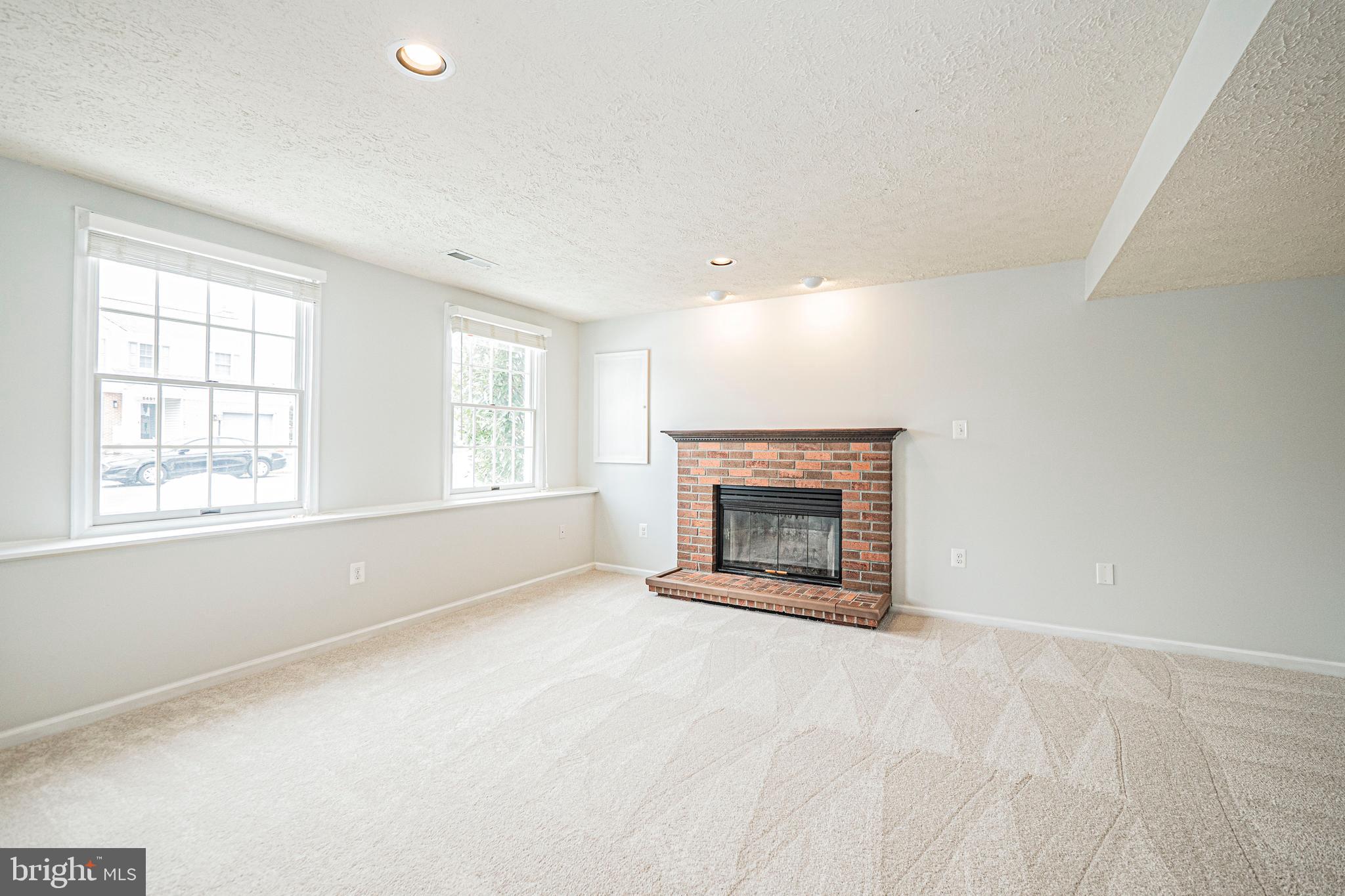 NEW MARKET WEST - Residential