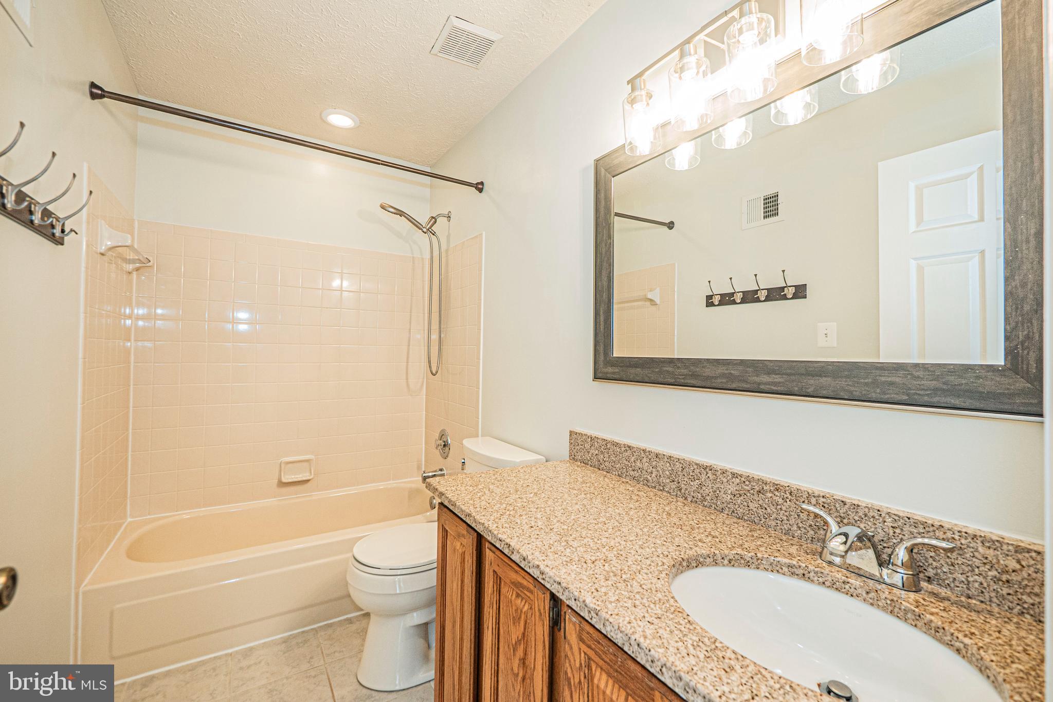 NEW MARKET WEST - Residential