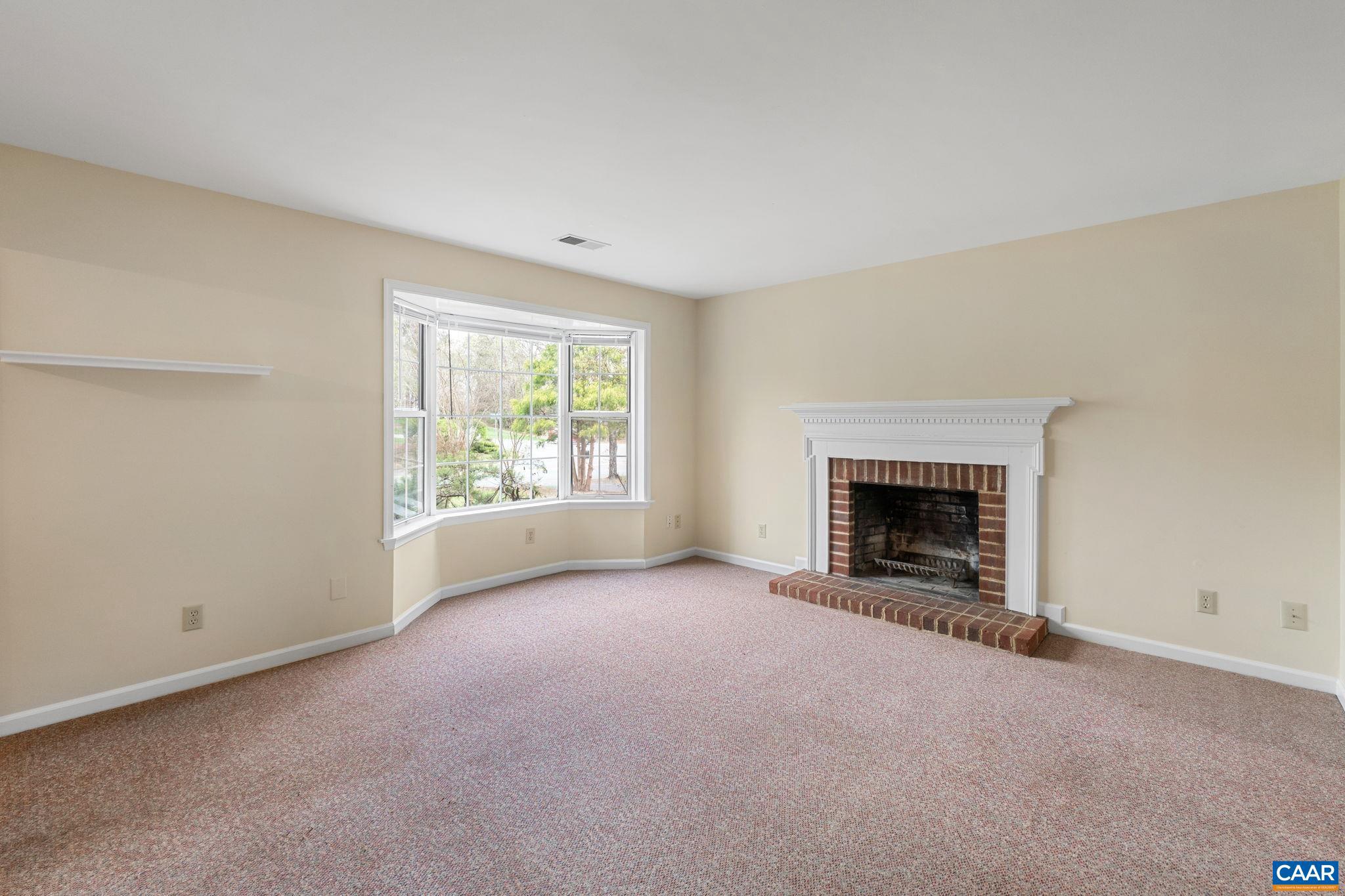 FOREST LAKES - Residential