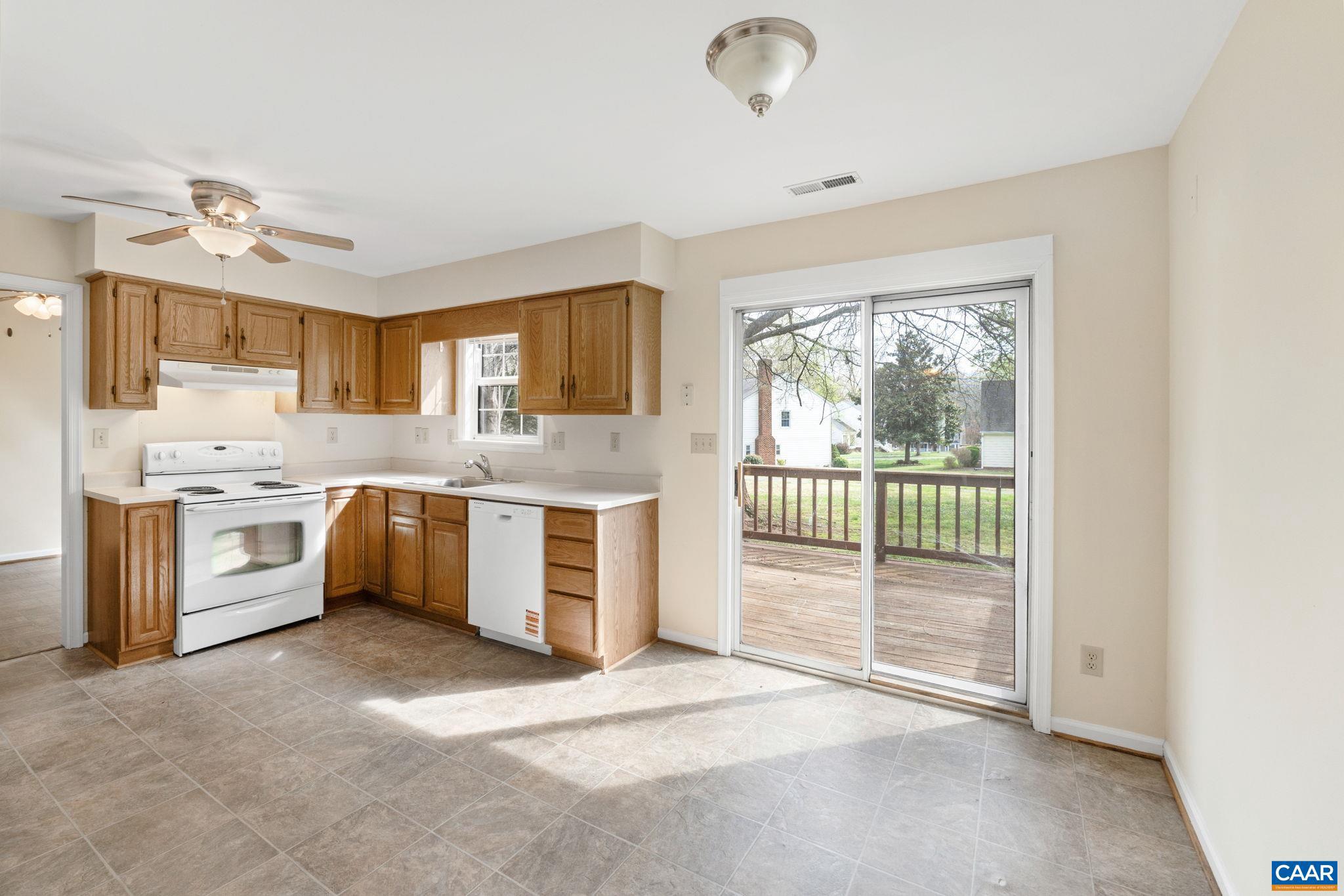 FOREST LAKES - Residential