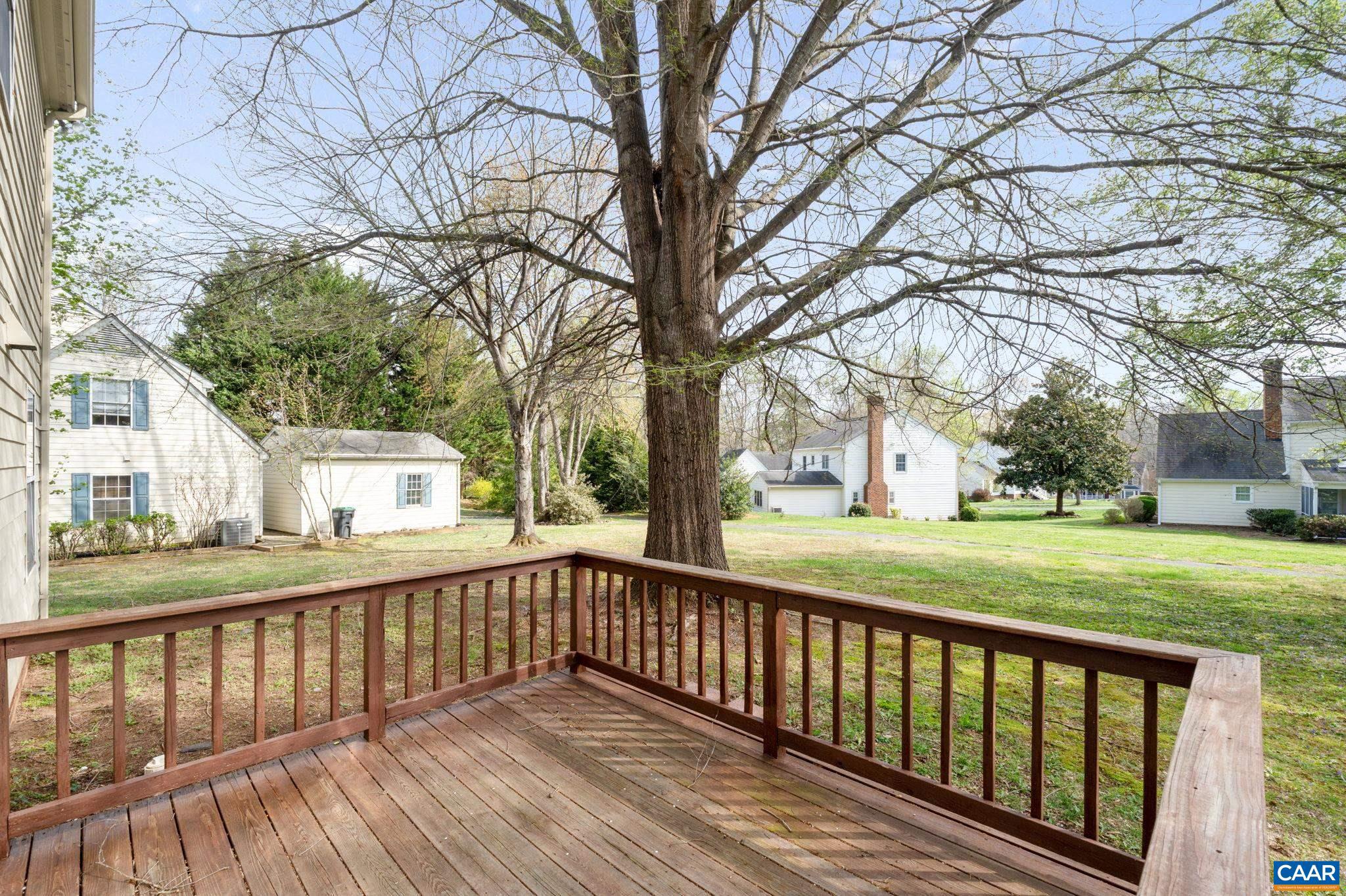 FOREST LAKES - Residential