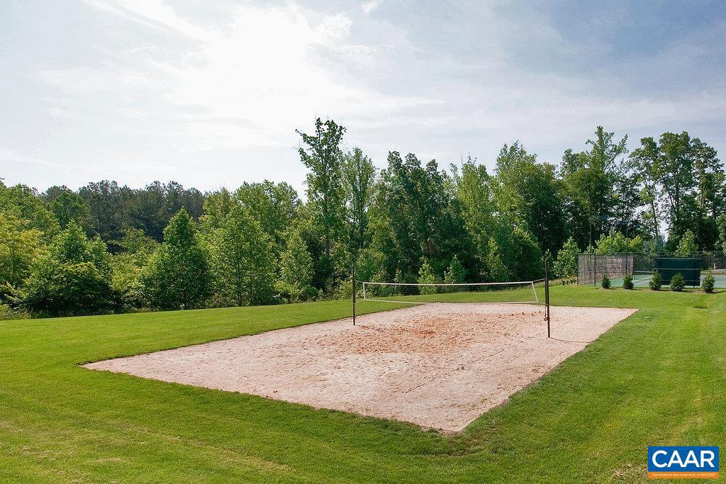 FOREST LAKES - Residential