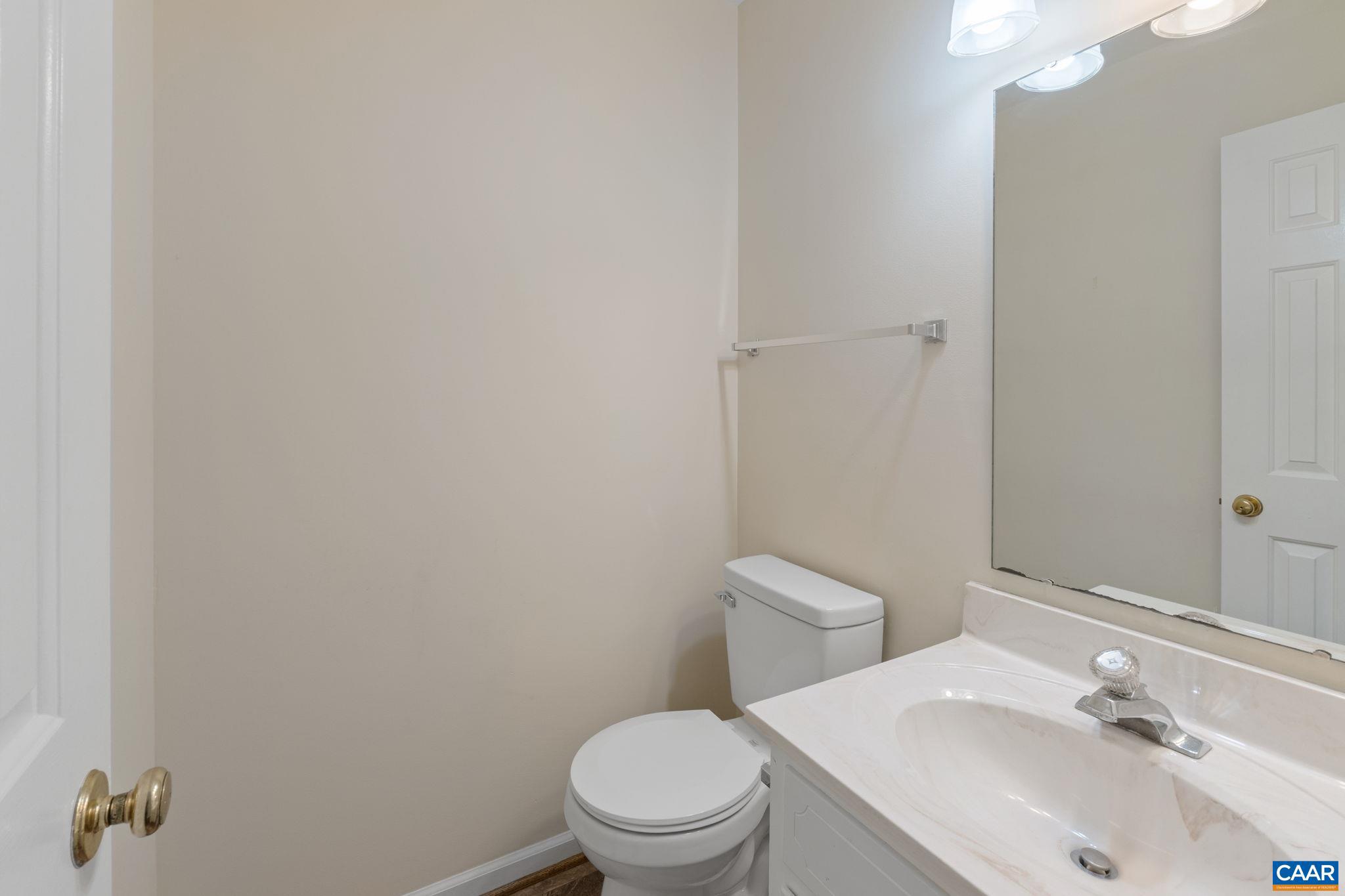 FOREST LAKES - Residential