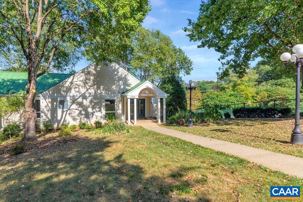 FOREST LAKES - Residential