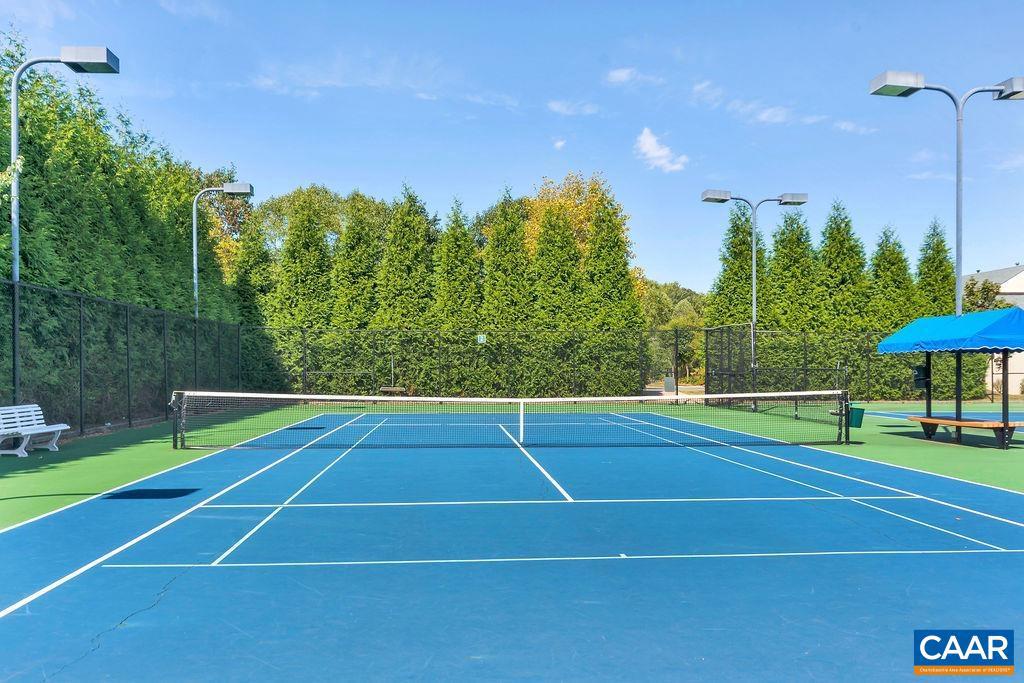 FOREST LAKES - Residential