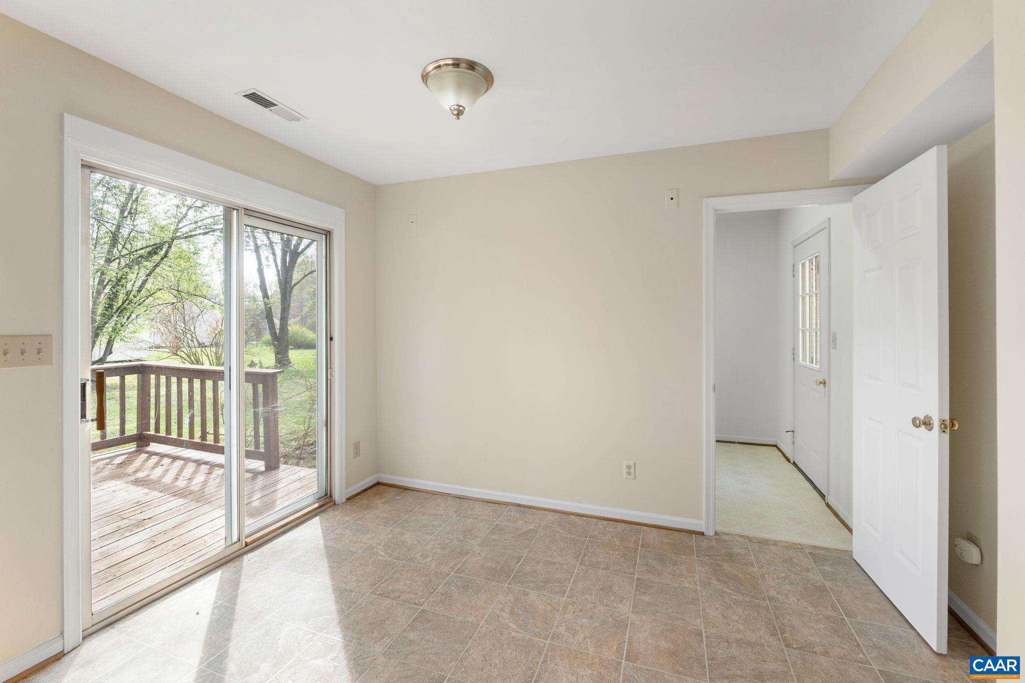 FOREST LAKES - Residential