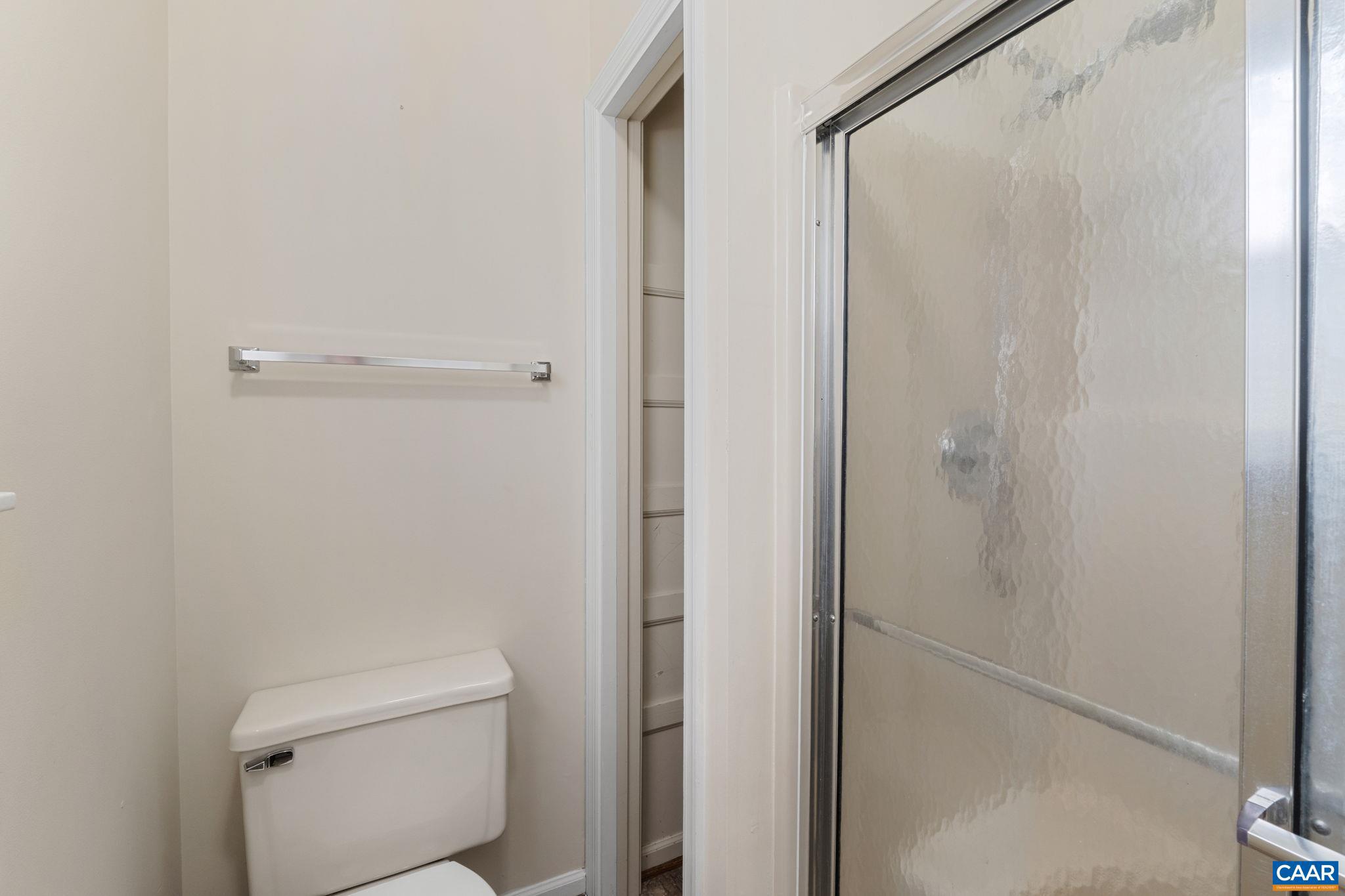 FOREST LAKES - Residential