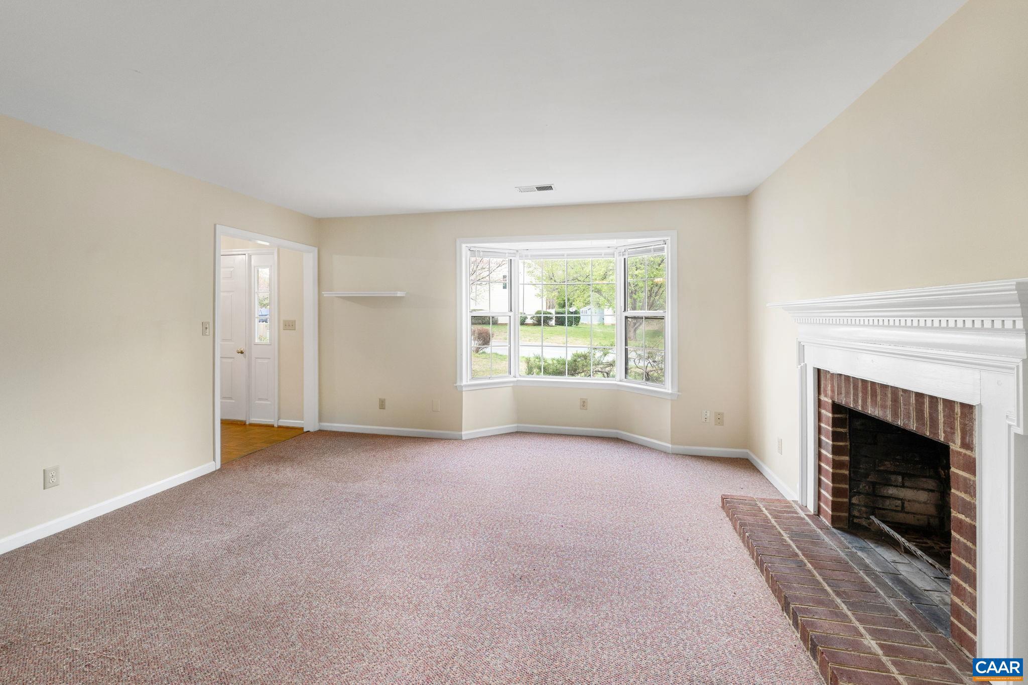 FOREST LAKES - Residential