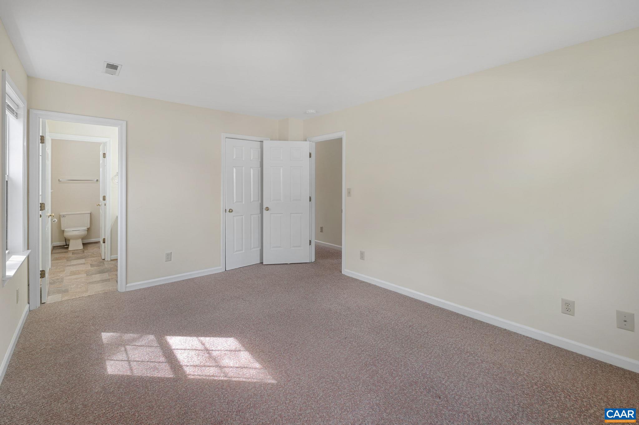 FOREST LAKES - Residential