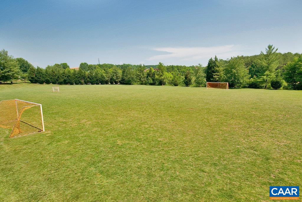 FOREST LAKES - Residential