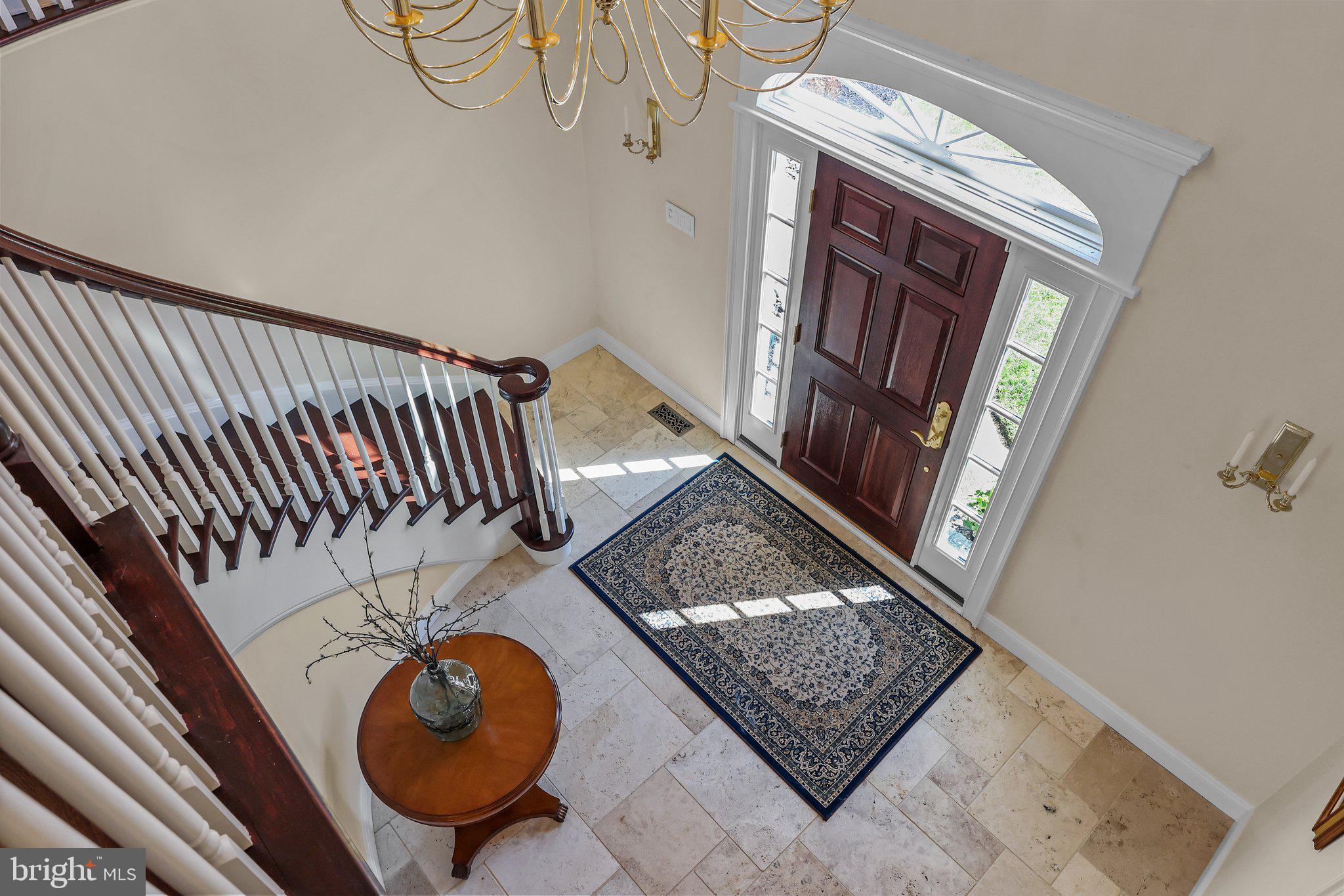 TWO POND ESTATES - Residential