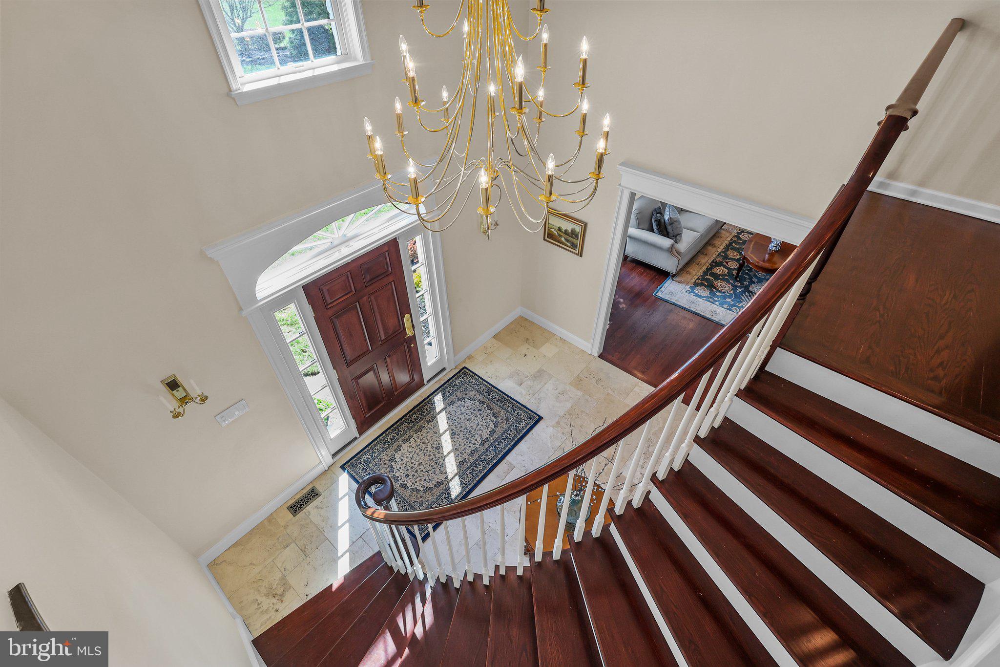 TWO POND ESTATES - Residential