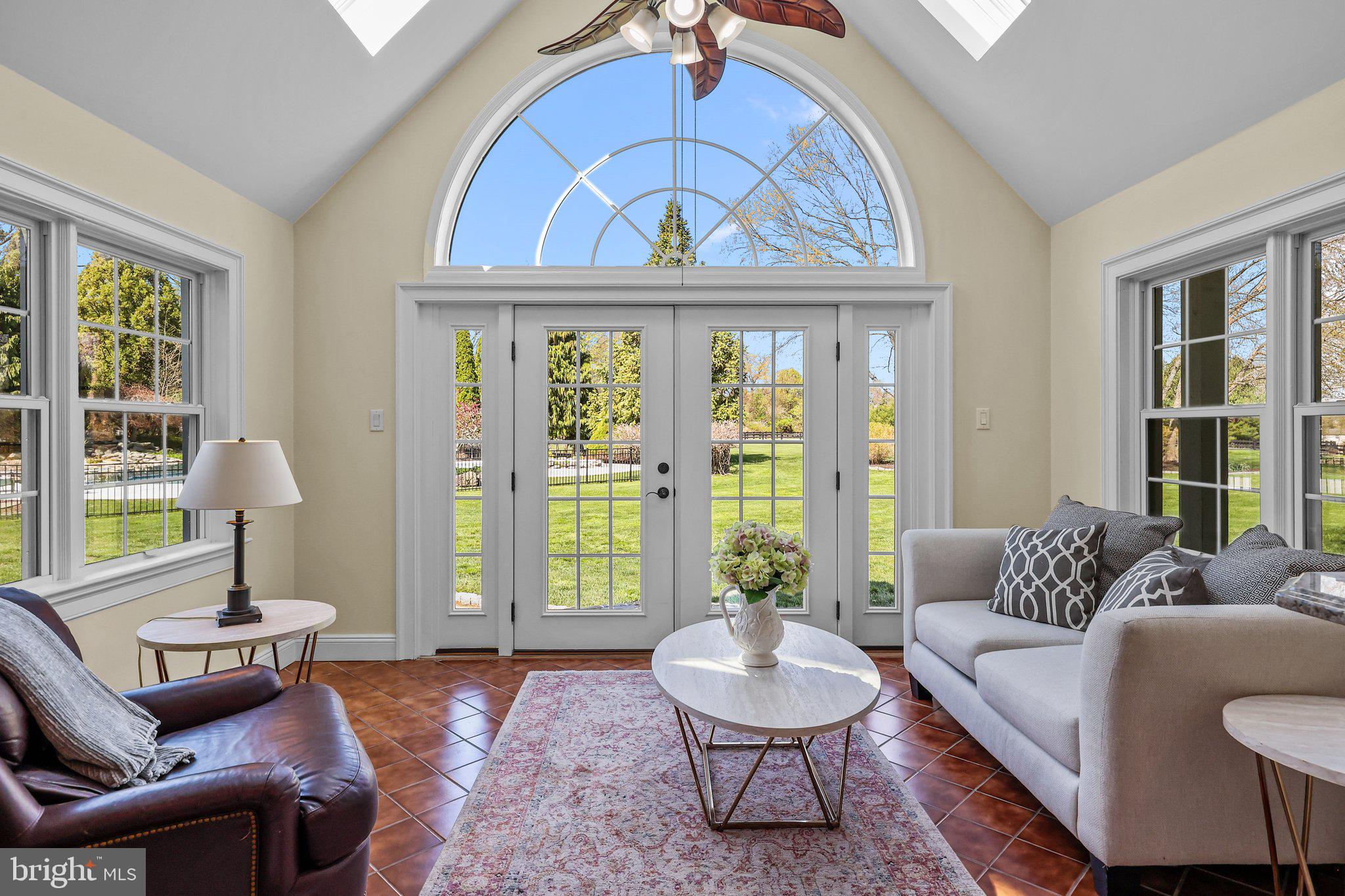 TWO POND ESTATES - Residential