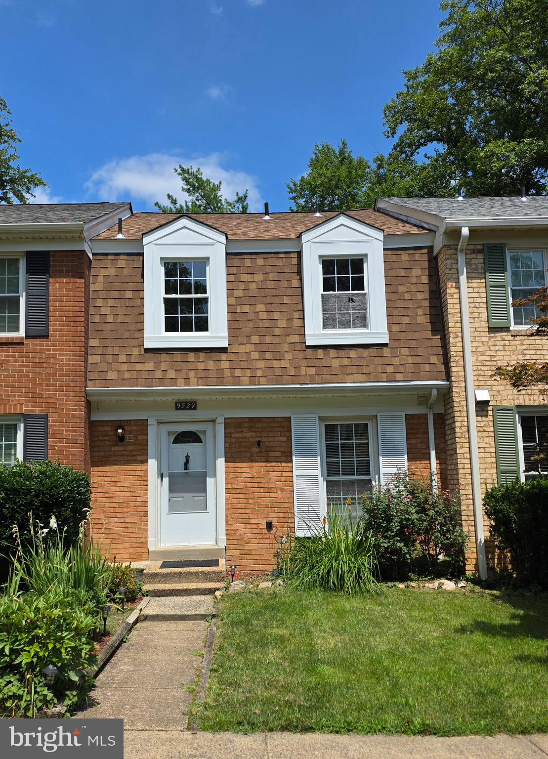 9529 CHERRY OAK COURT