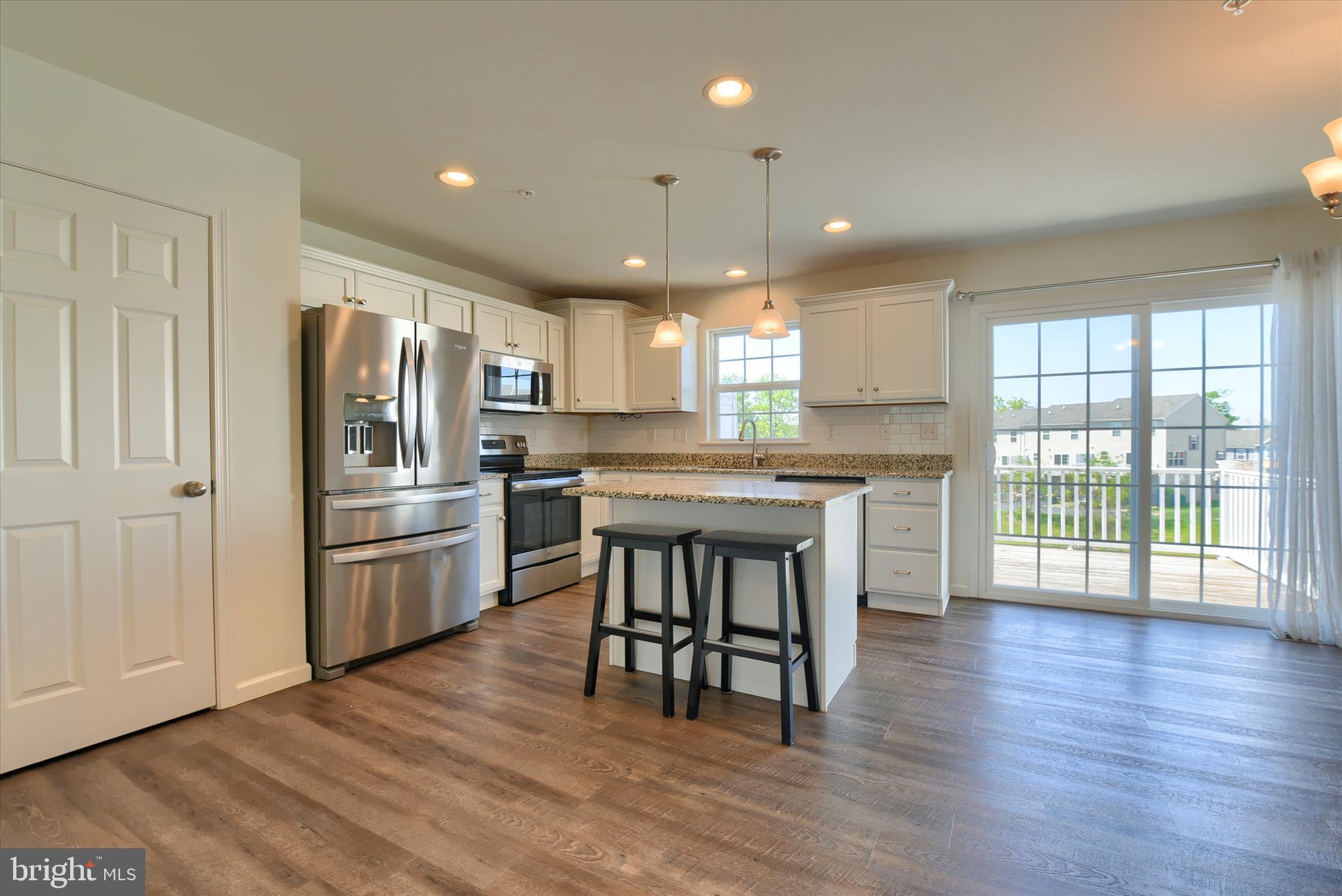 LAUREL RIDGE ESTATES - Residential