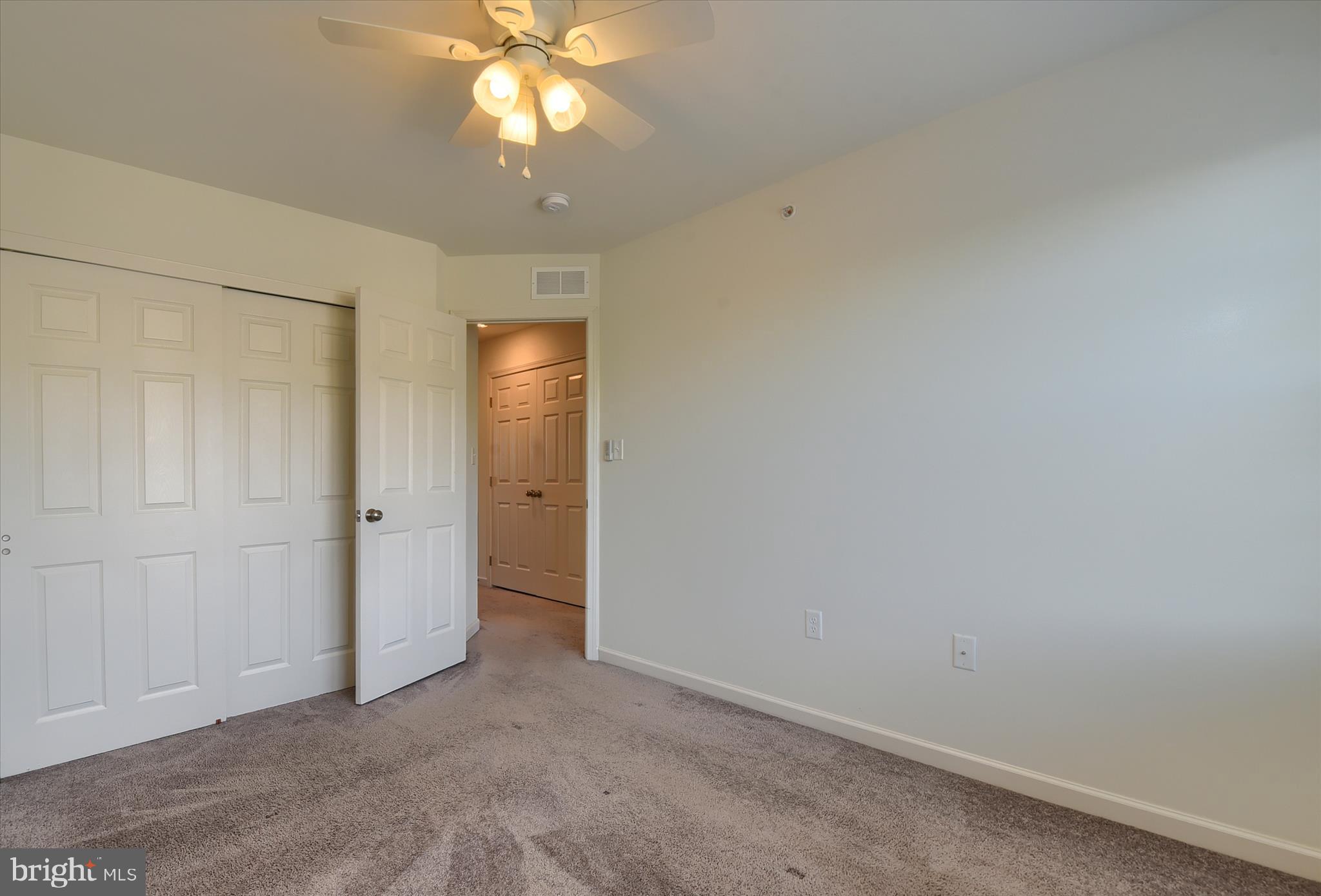 LAUREL RIDGE ESTATES - Residential