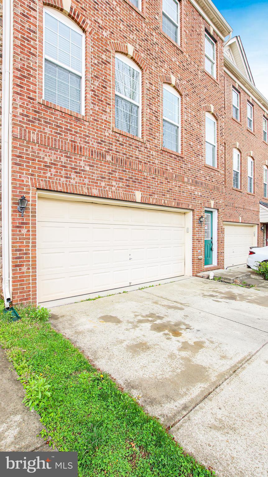 VILLAGES OF WELLINGTON - Residential