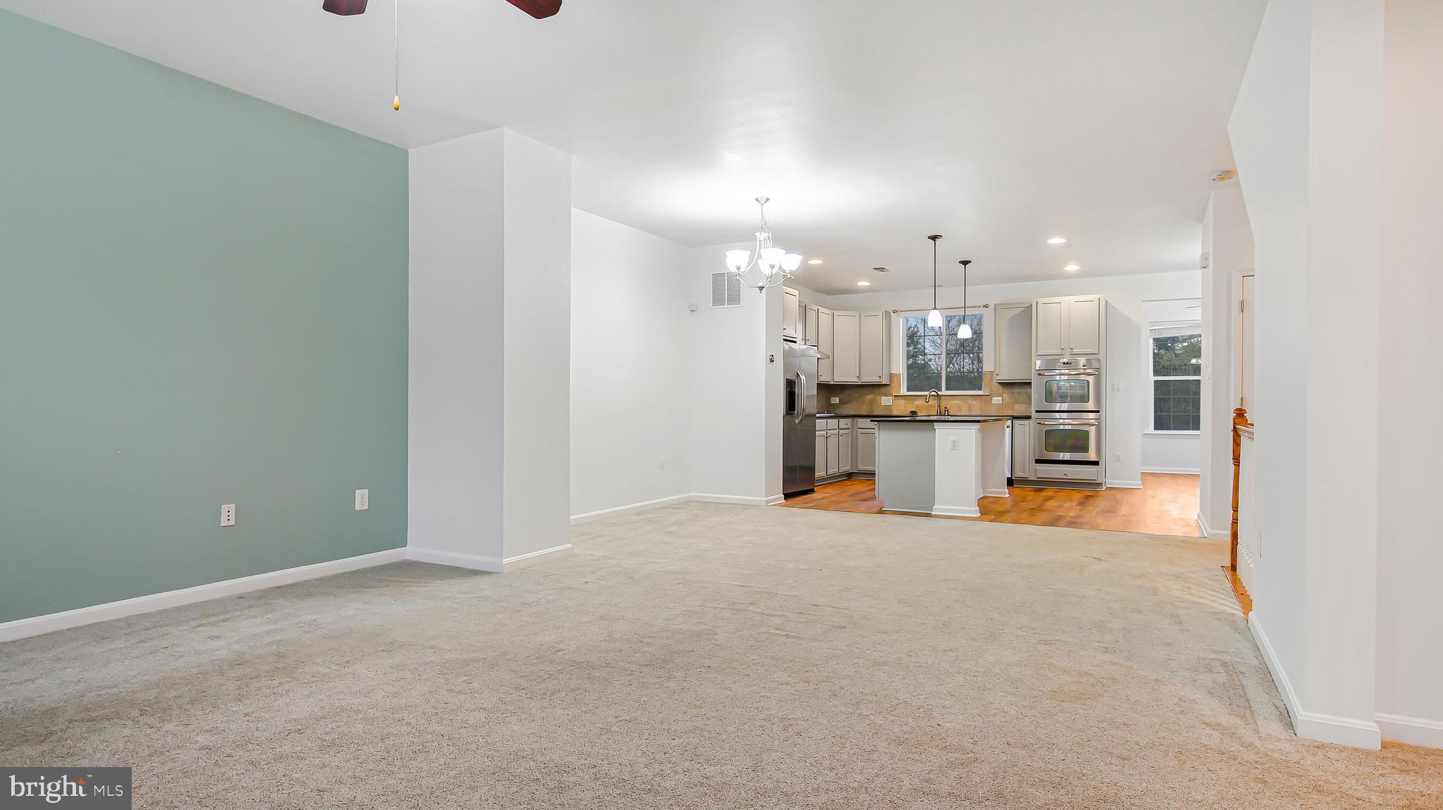 VILLAGES OF WELLINGTON - Residential