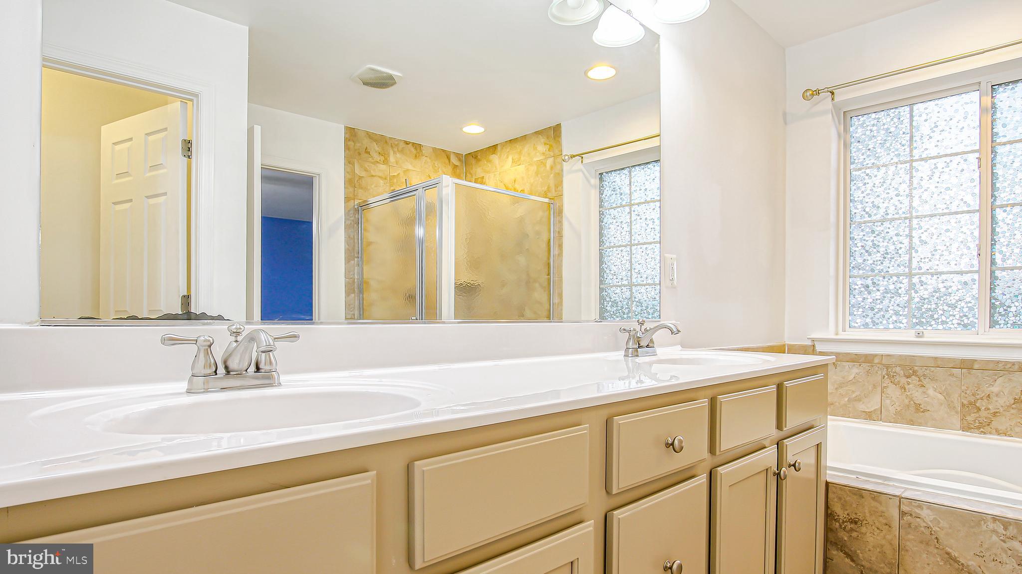 VILLAGES OF WELLINGTON - Residential