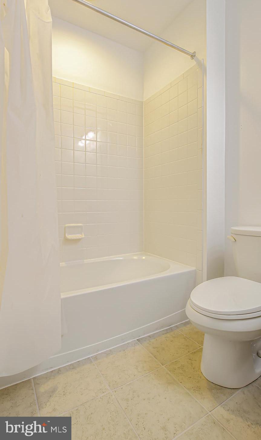 VILLAGES OF WELLINGTON - Residential