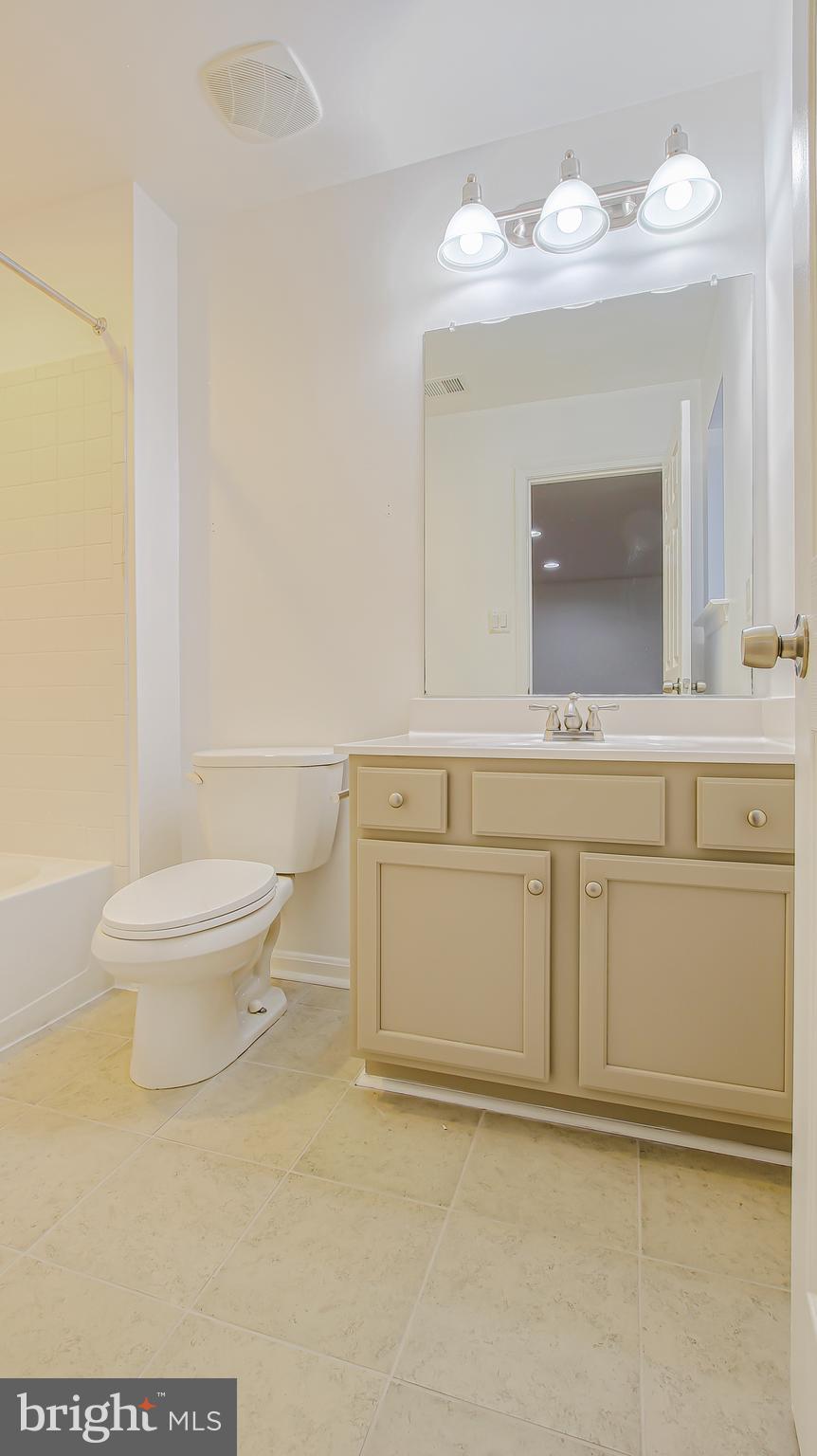 VILLAGES OF WELLINGTON - Residential