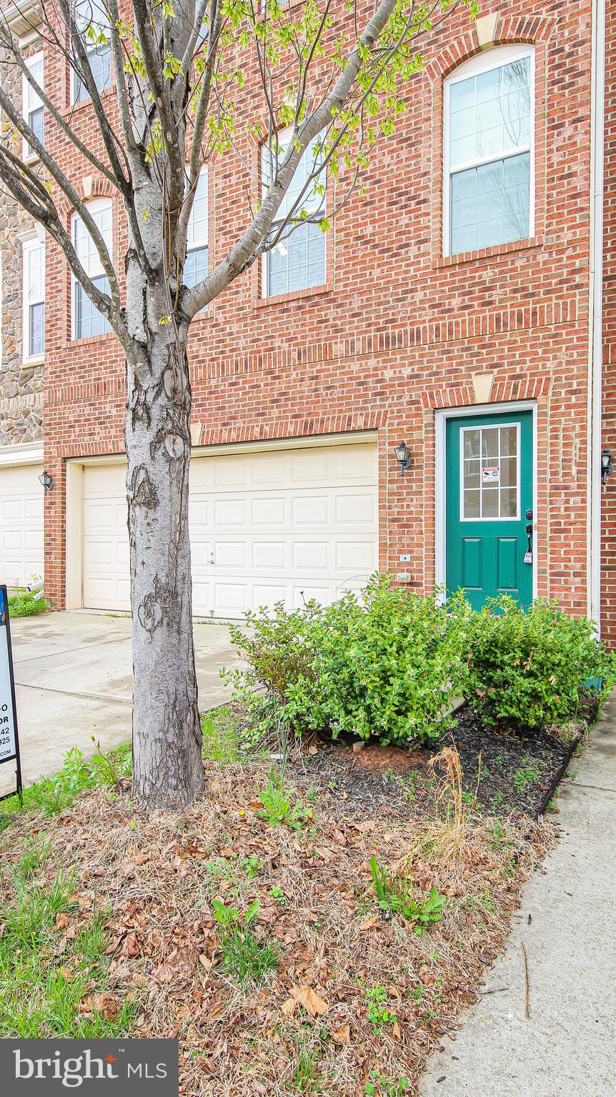 VILLAGES OF WELLINGTON - Residential