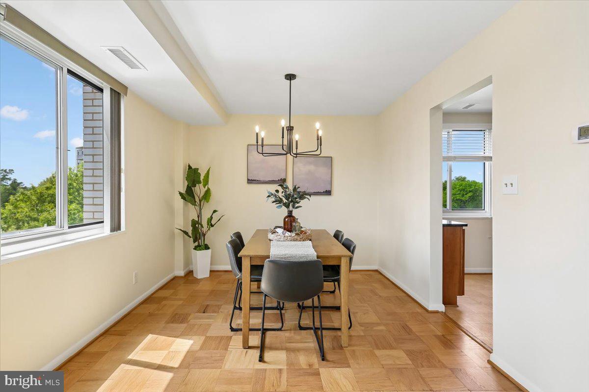 WHITEHALL - Residential