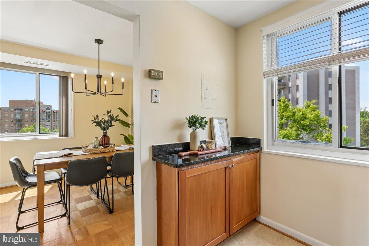WHITEHALL - Residential
