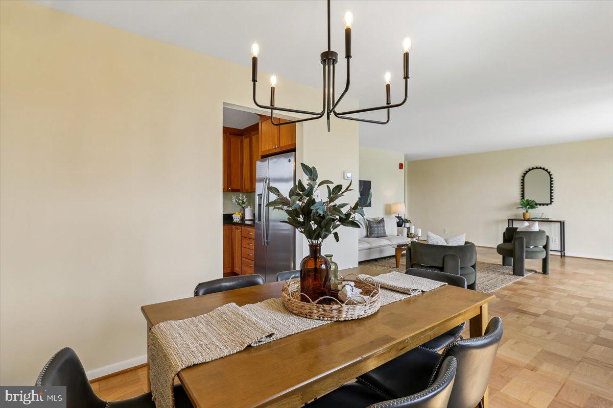WHITEHALL - Residential